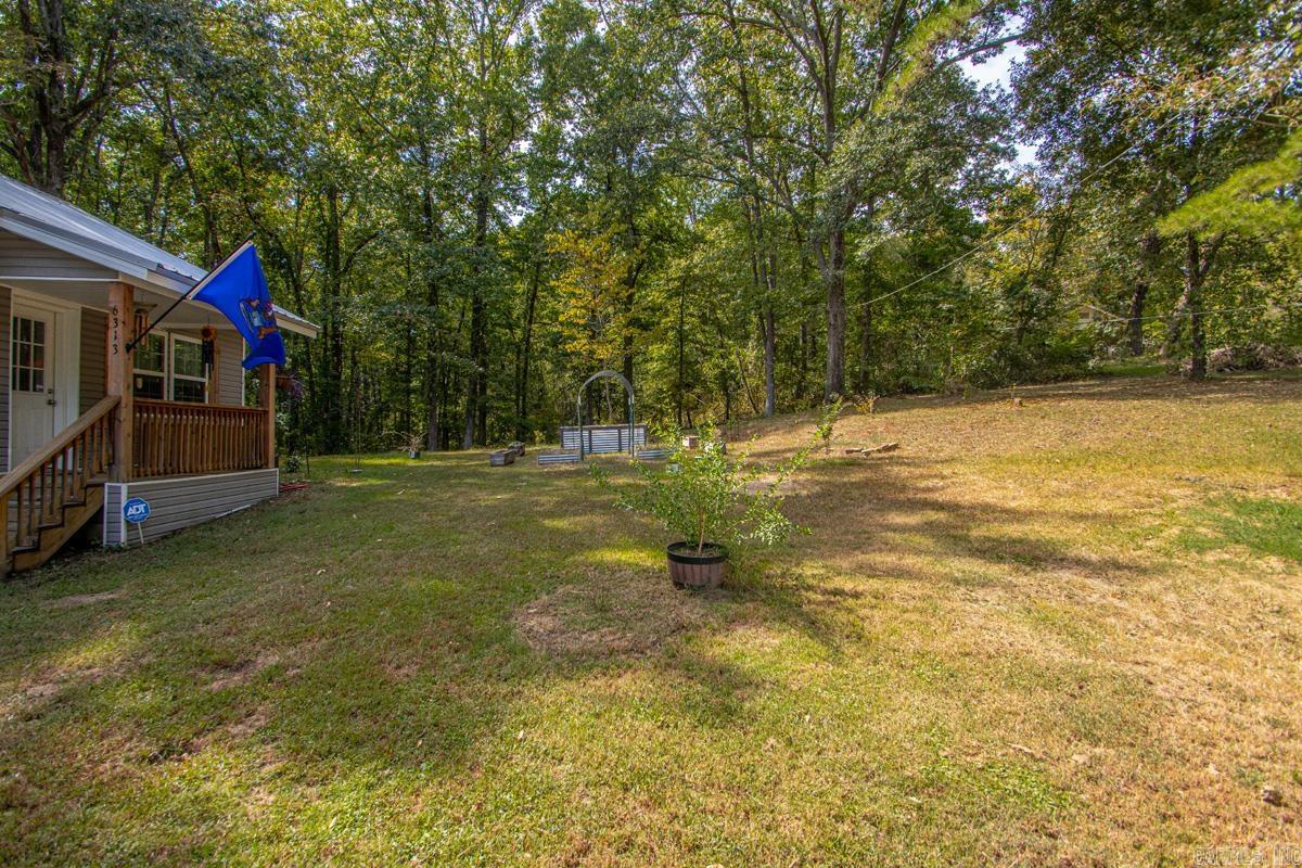 6313 Beech St Property Photo 6