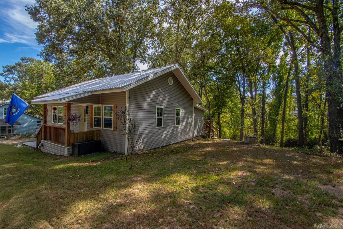 6313 Beech St Property Photo 7