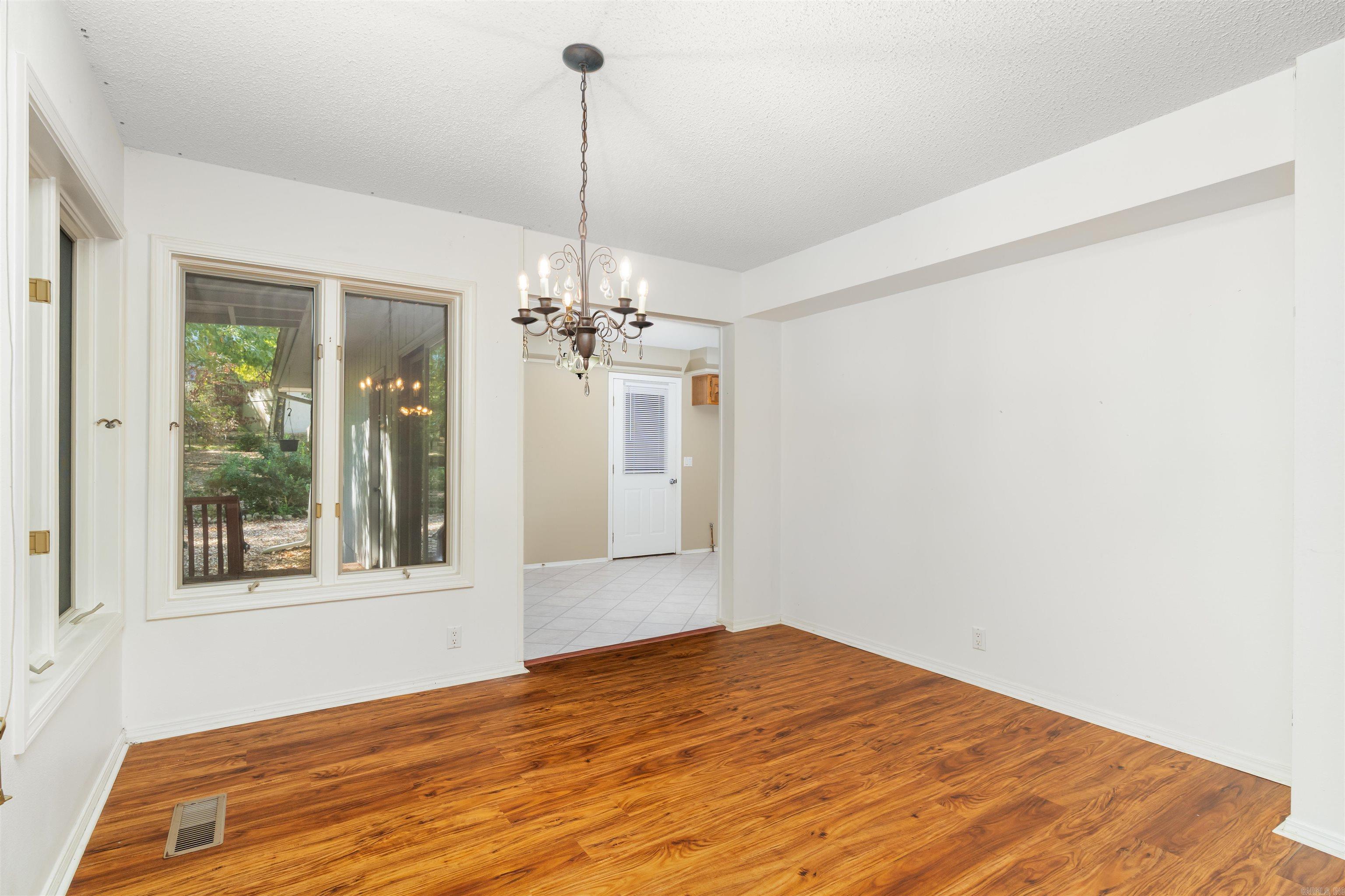 7 Camarzana Lane Property Photo 9