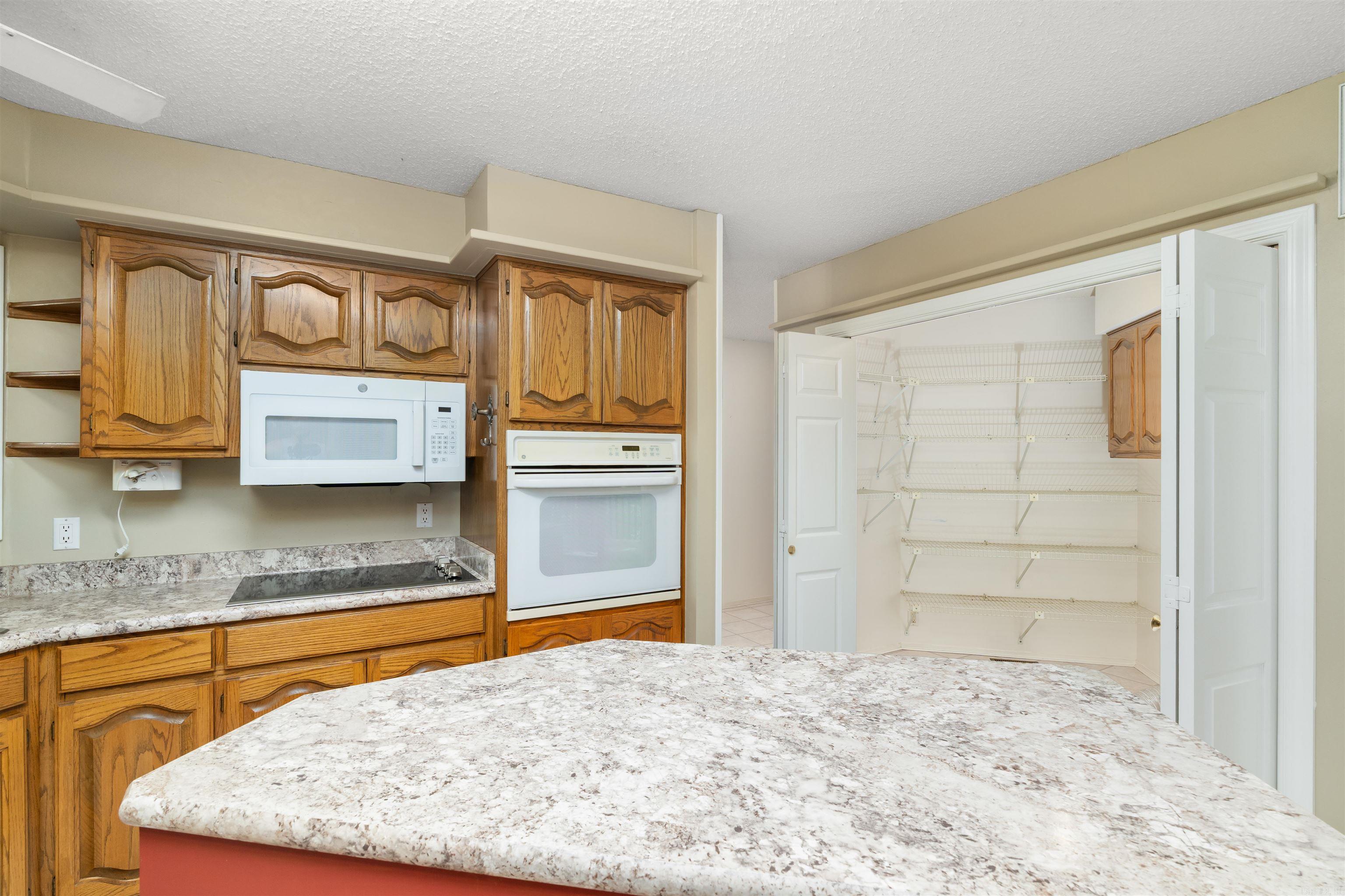 7 Camarzana Lane Property Photo 14