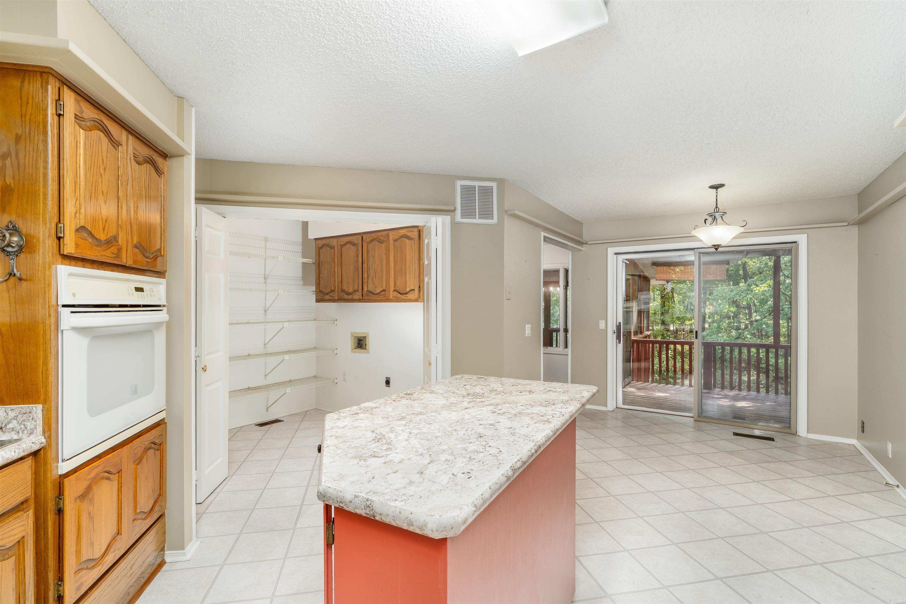 7 Camarzana Lane Property Photo 15