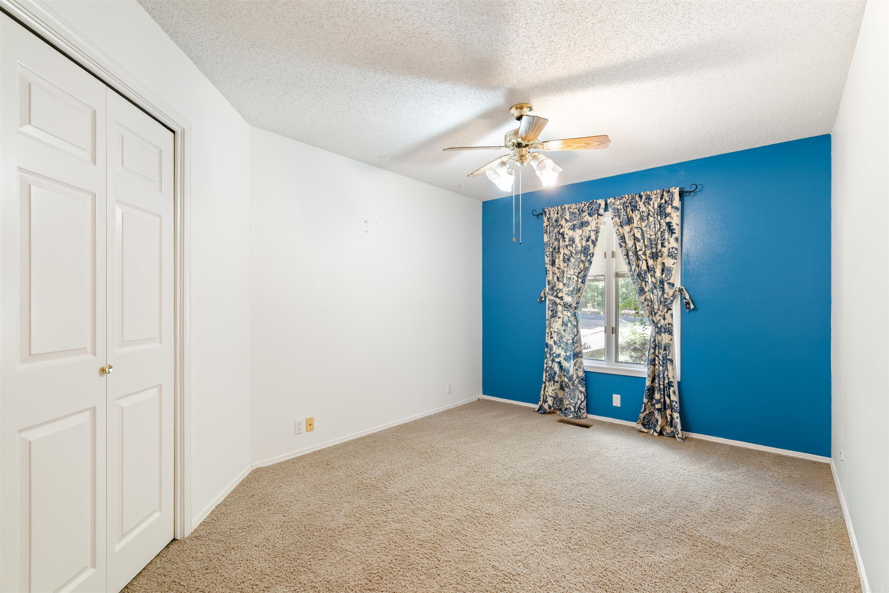 7 Camarzana Lane Property Photo 18