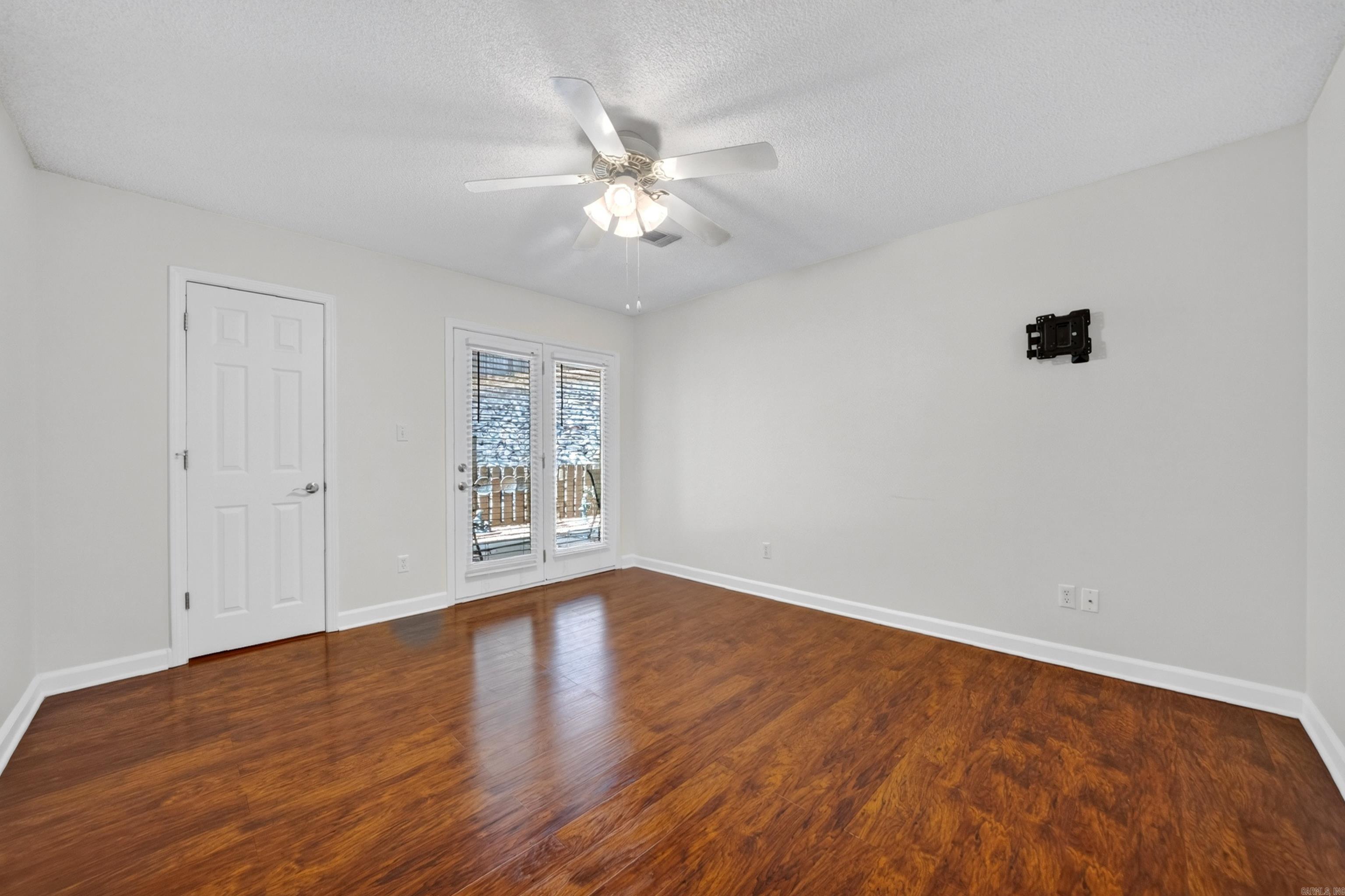 500 Pakis Street 11c Property Photo 21