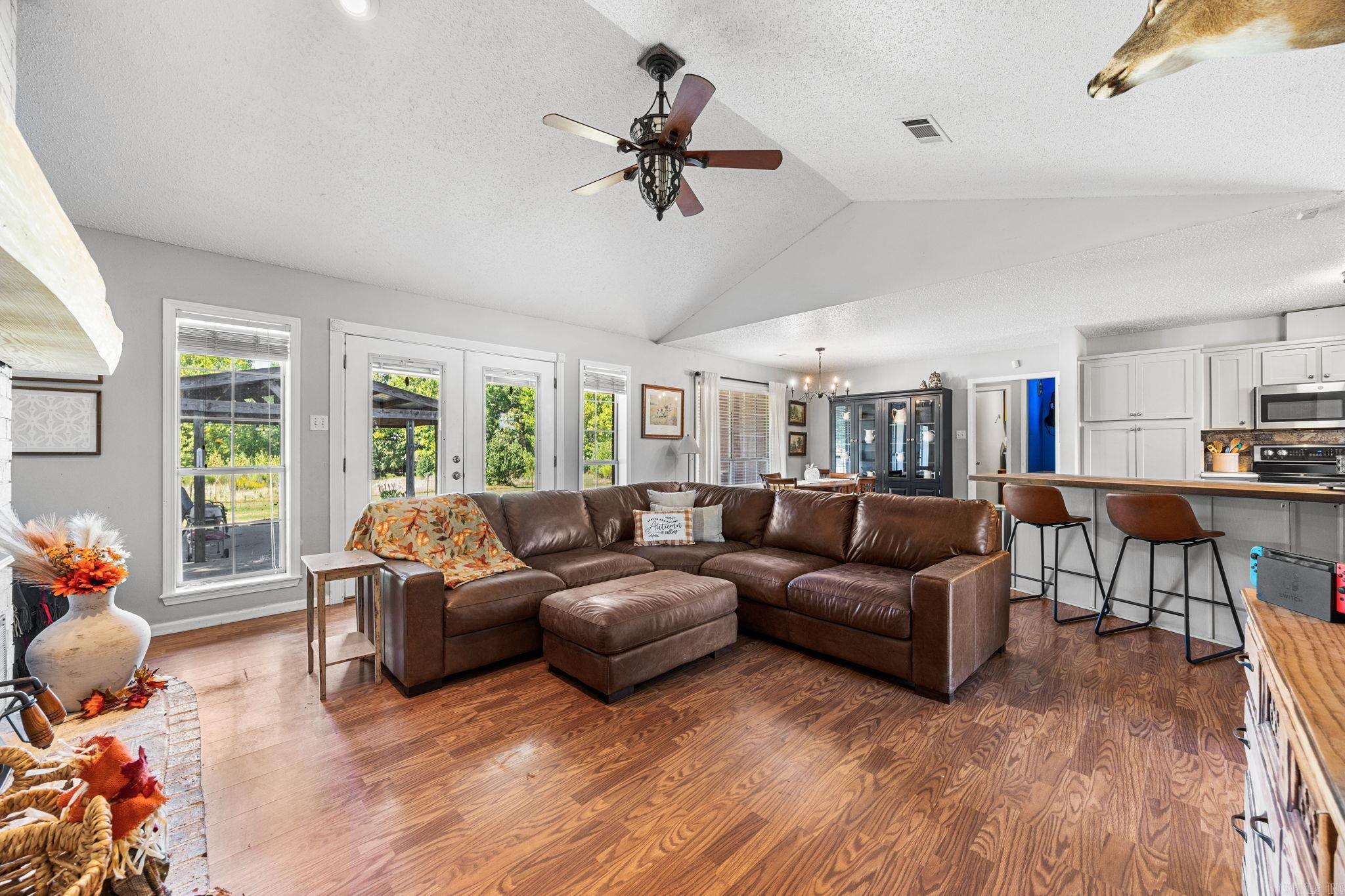 141 Pony Tail Lane Property Photo 14