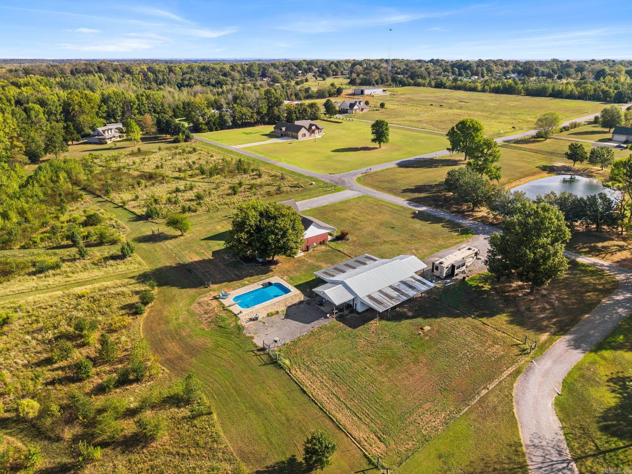 141 Pony Tail Lane Property Photo 18