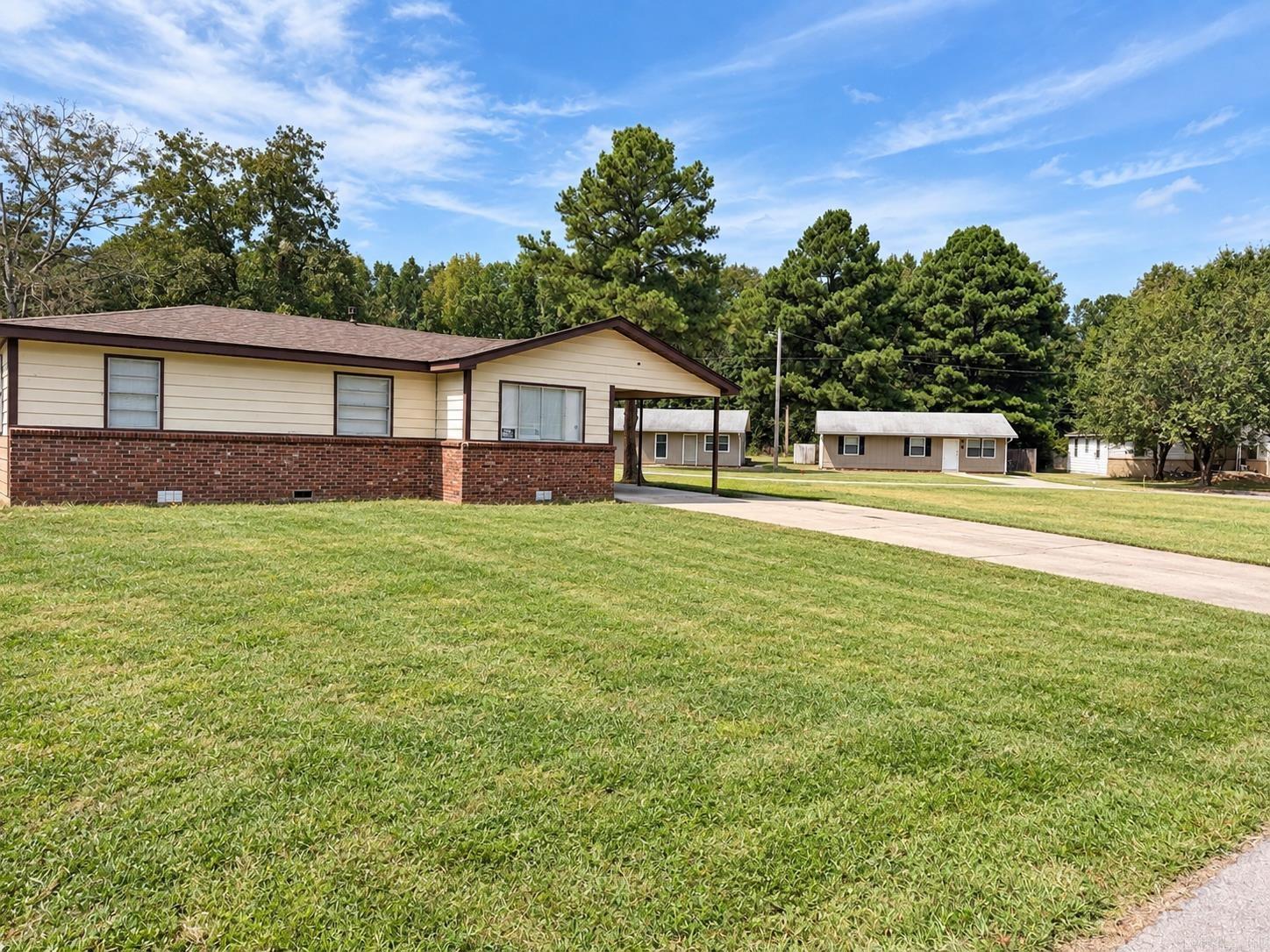 212 Cherry Property Photo 1