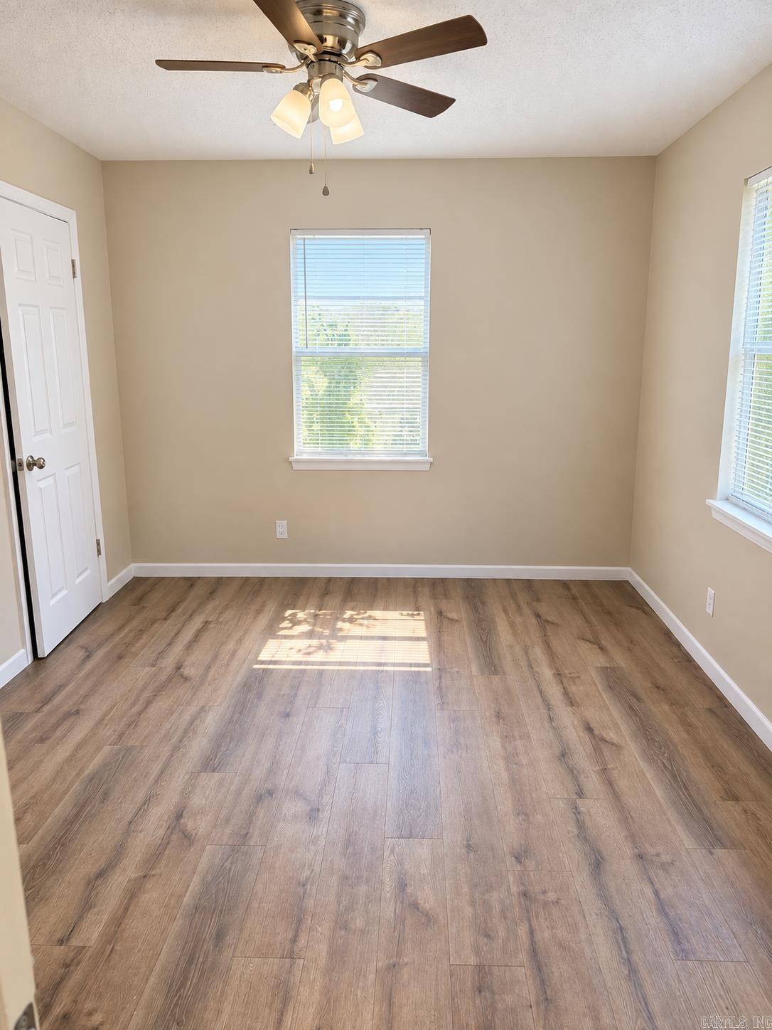212 Cherry Property Photo 10