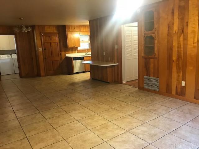 3 Coronado Circle Property Photo 4