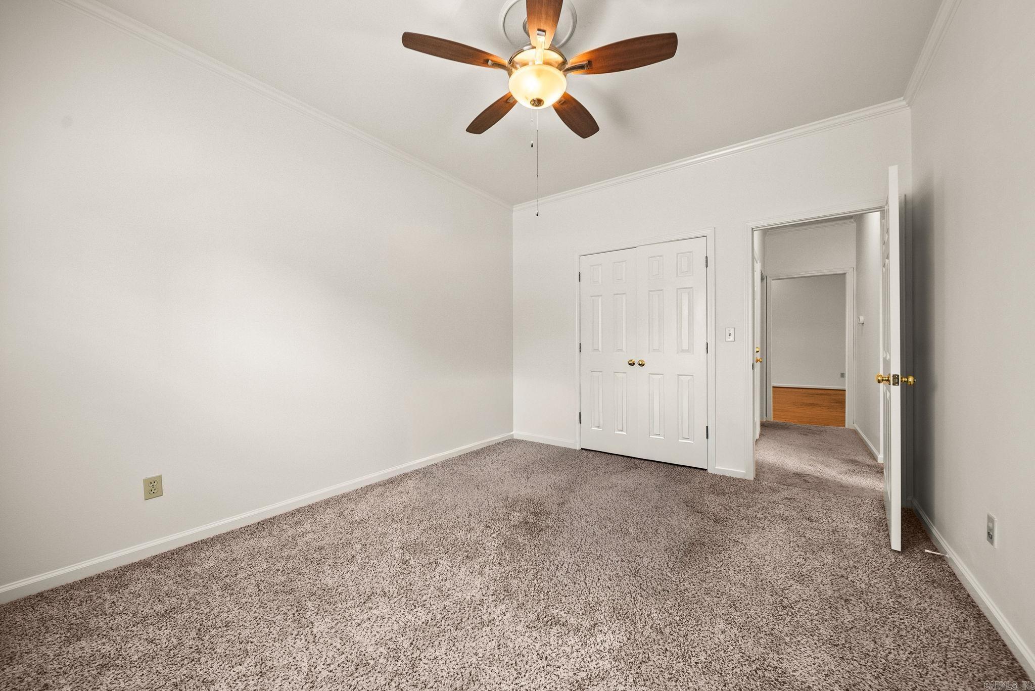 6000 Longwood Property Photo 29