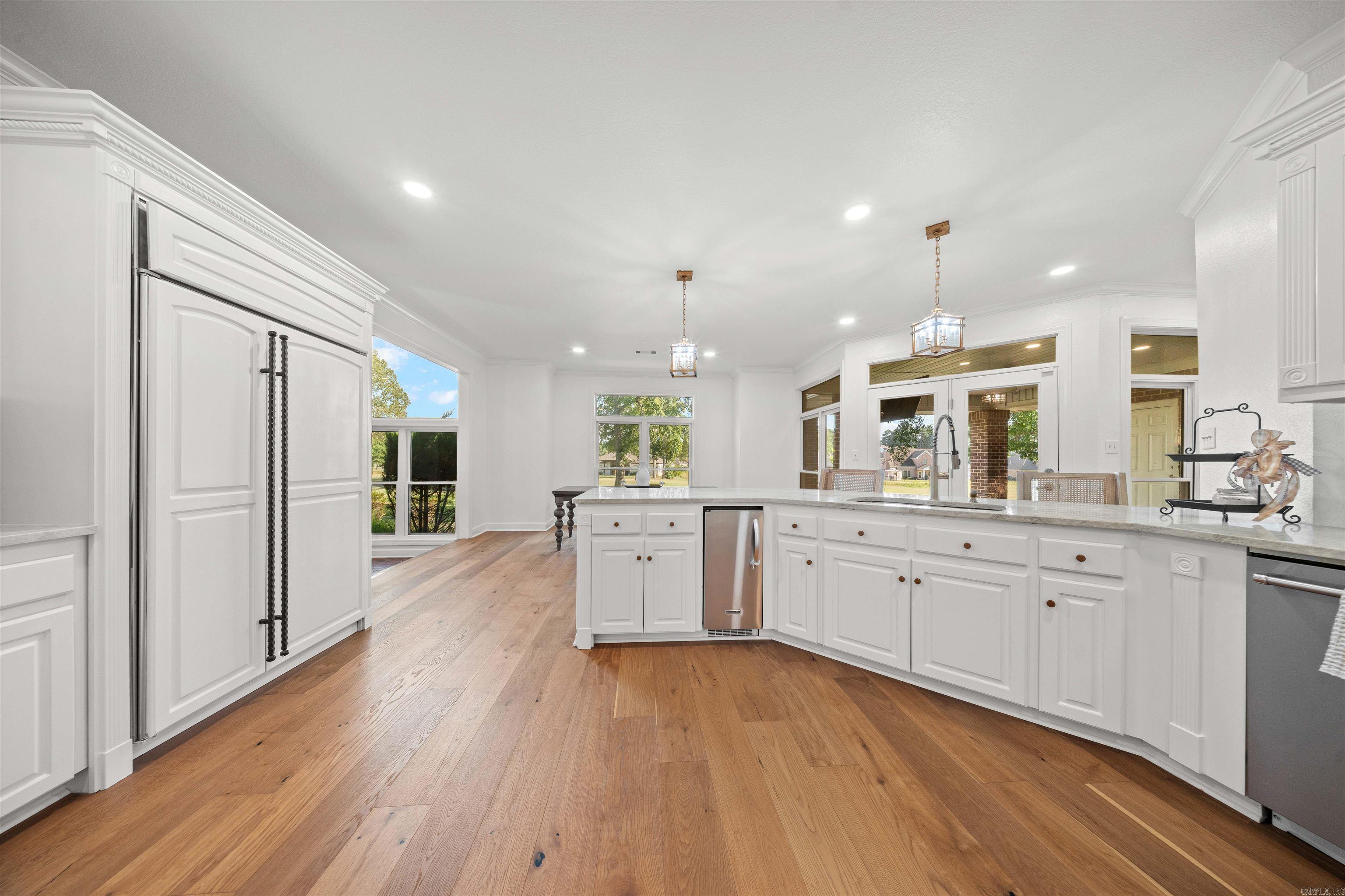 5006 Colonial Court Property Photo 15