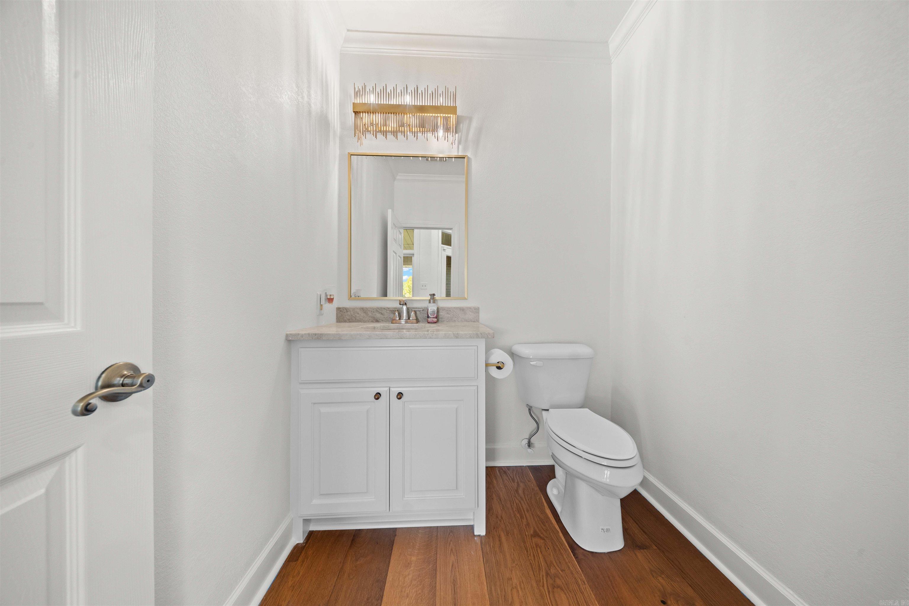 5006 Colonial Court Property Photo 23