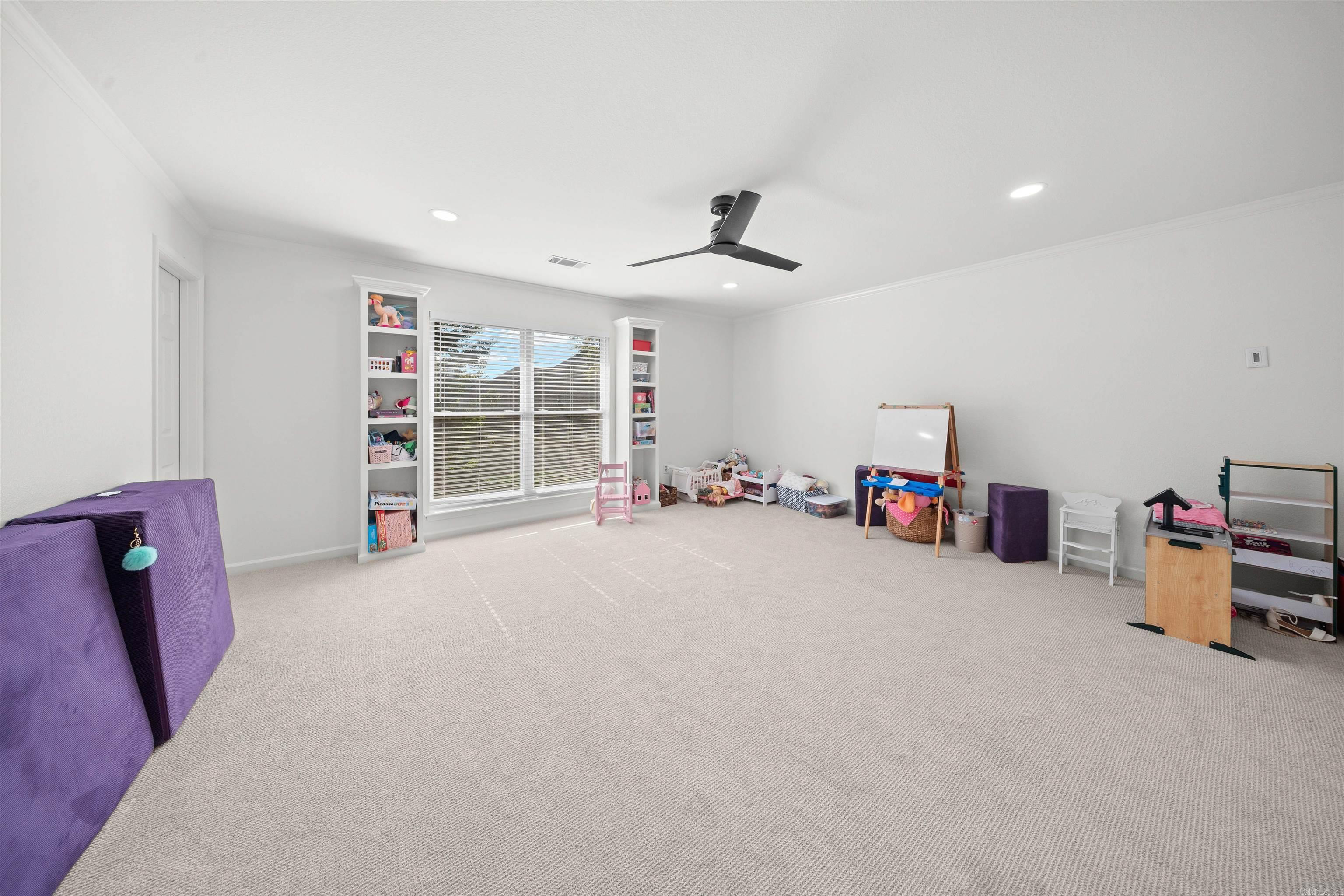 5006 Colonial Court Property Photo 46