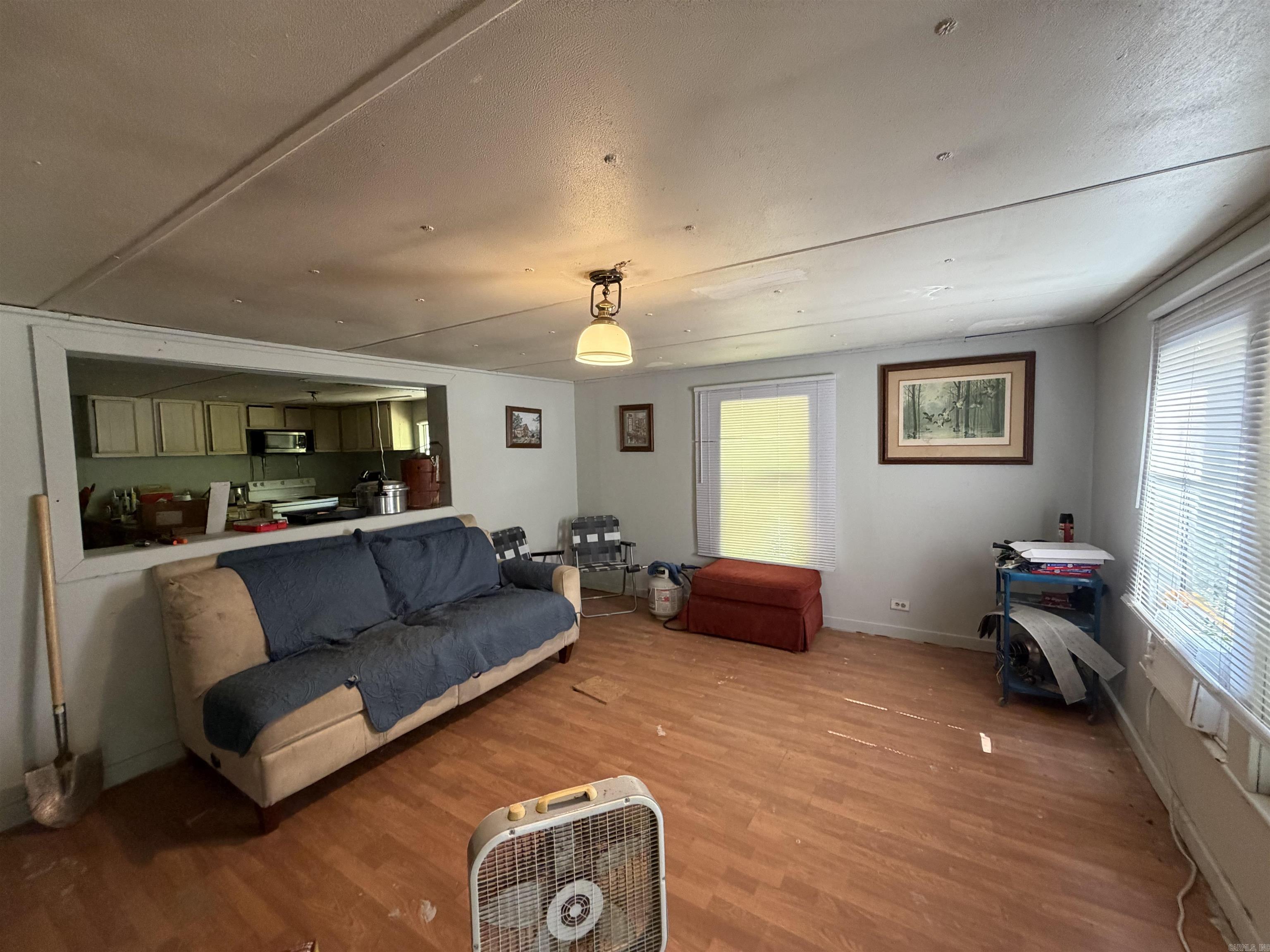9611 Goodfellow Property Photo 14