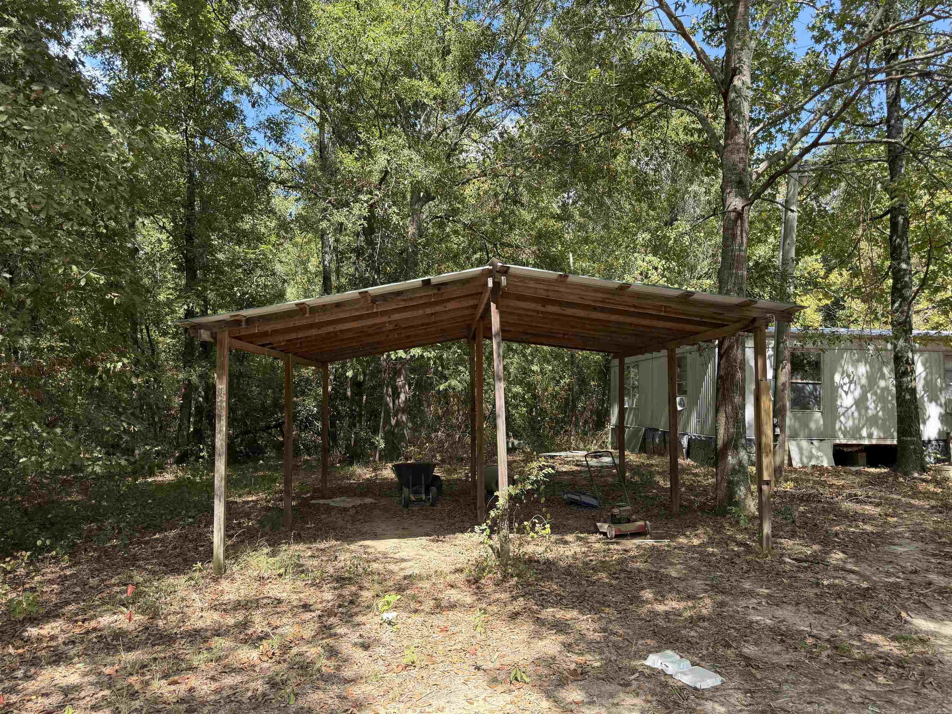 9611 Goodfellow Property Photo 30