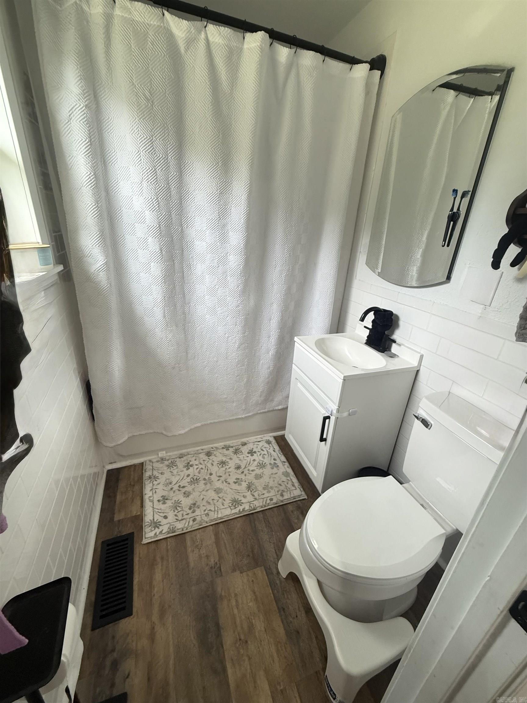 6611 Highway 135 N Property Photo 12