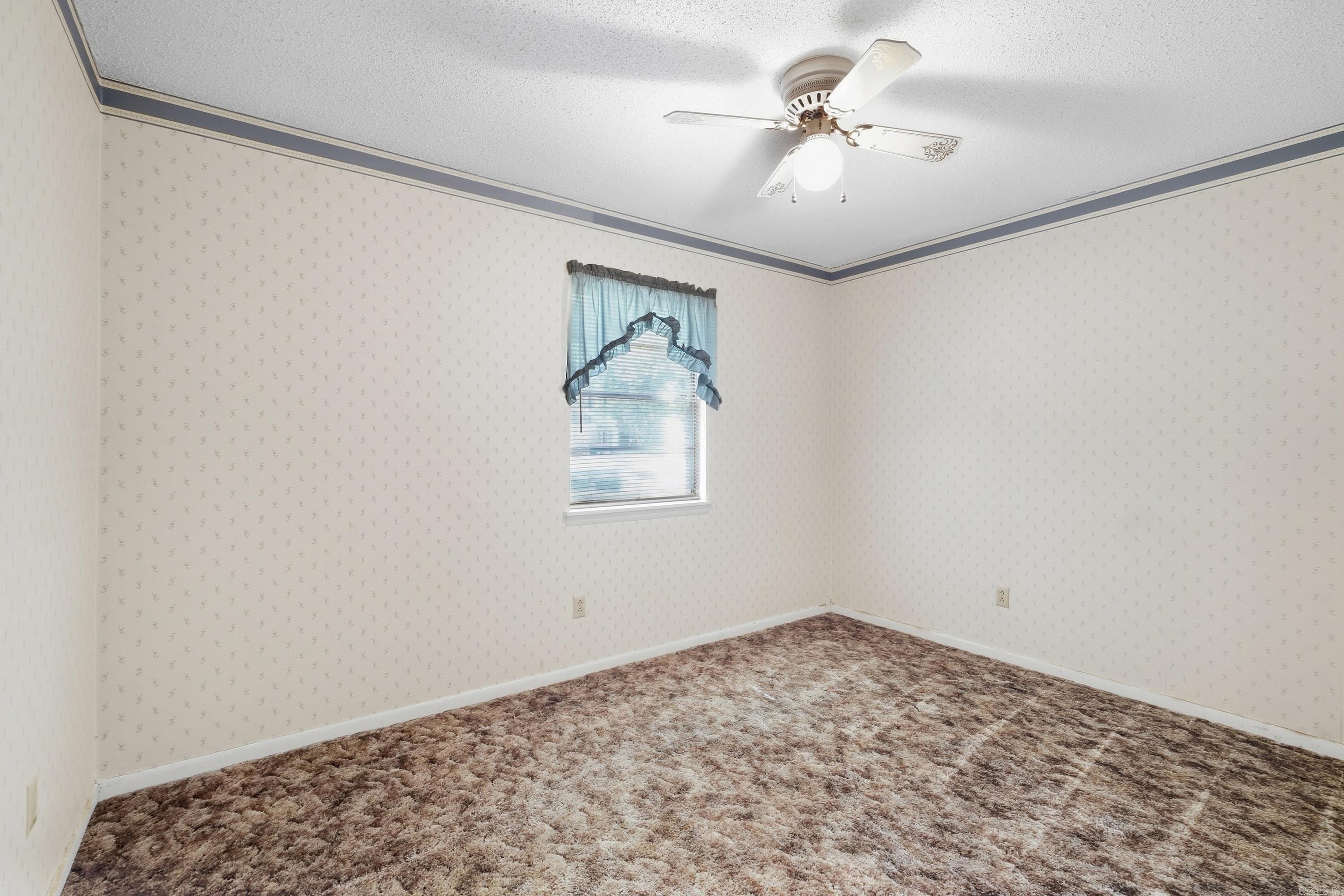 11408 Donnie Drive Property Photo 5