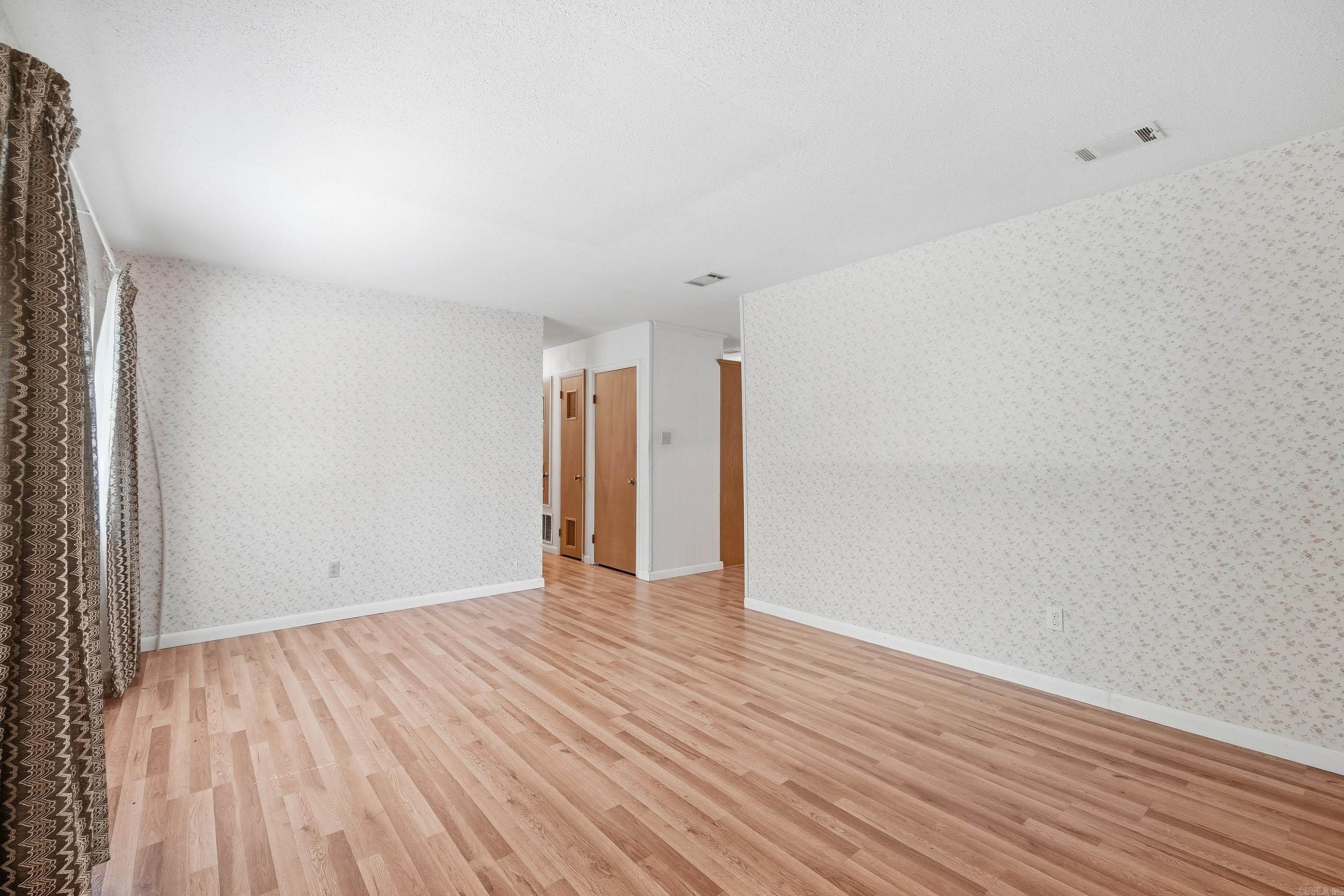 11408 Donnie Drive Property Photo 10