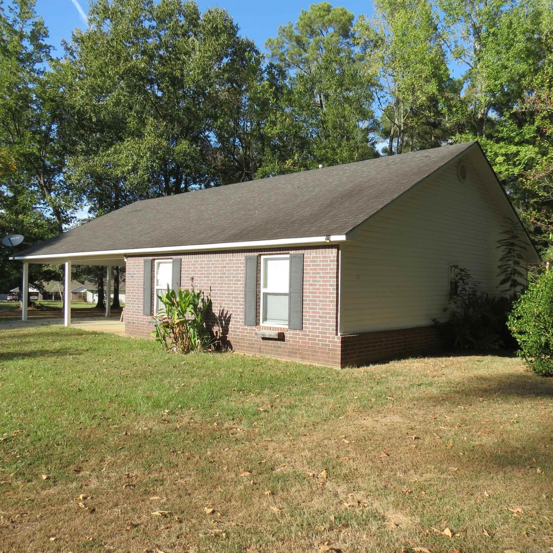 770 S Highway 35 Property Photo 3