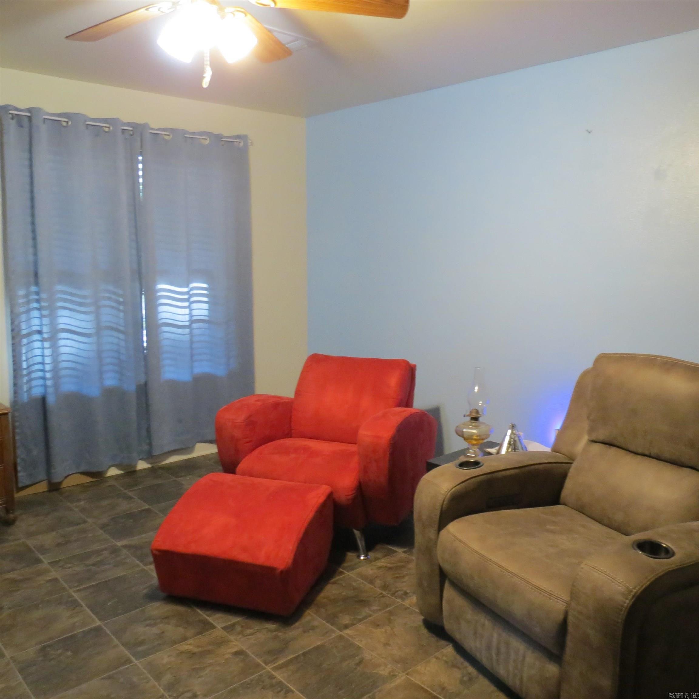 770 S Highway 35 Property Photo 7