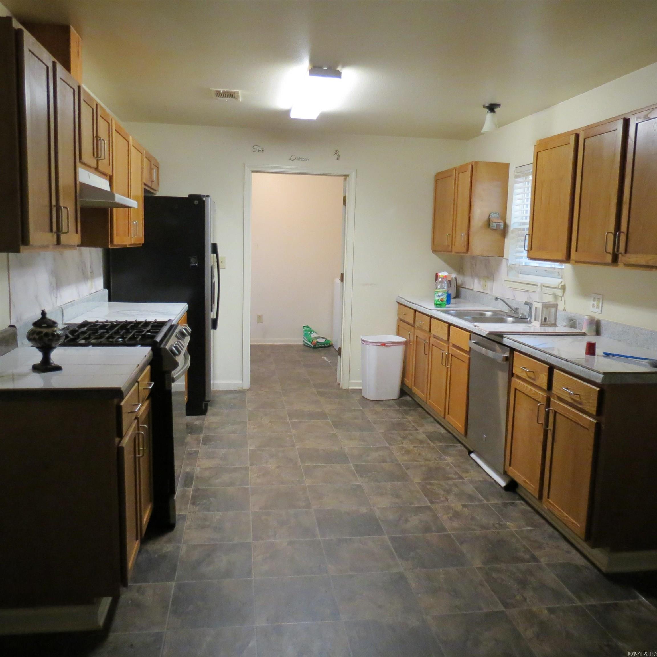 770 S Highway 35 Property Photo 9