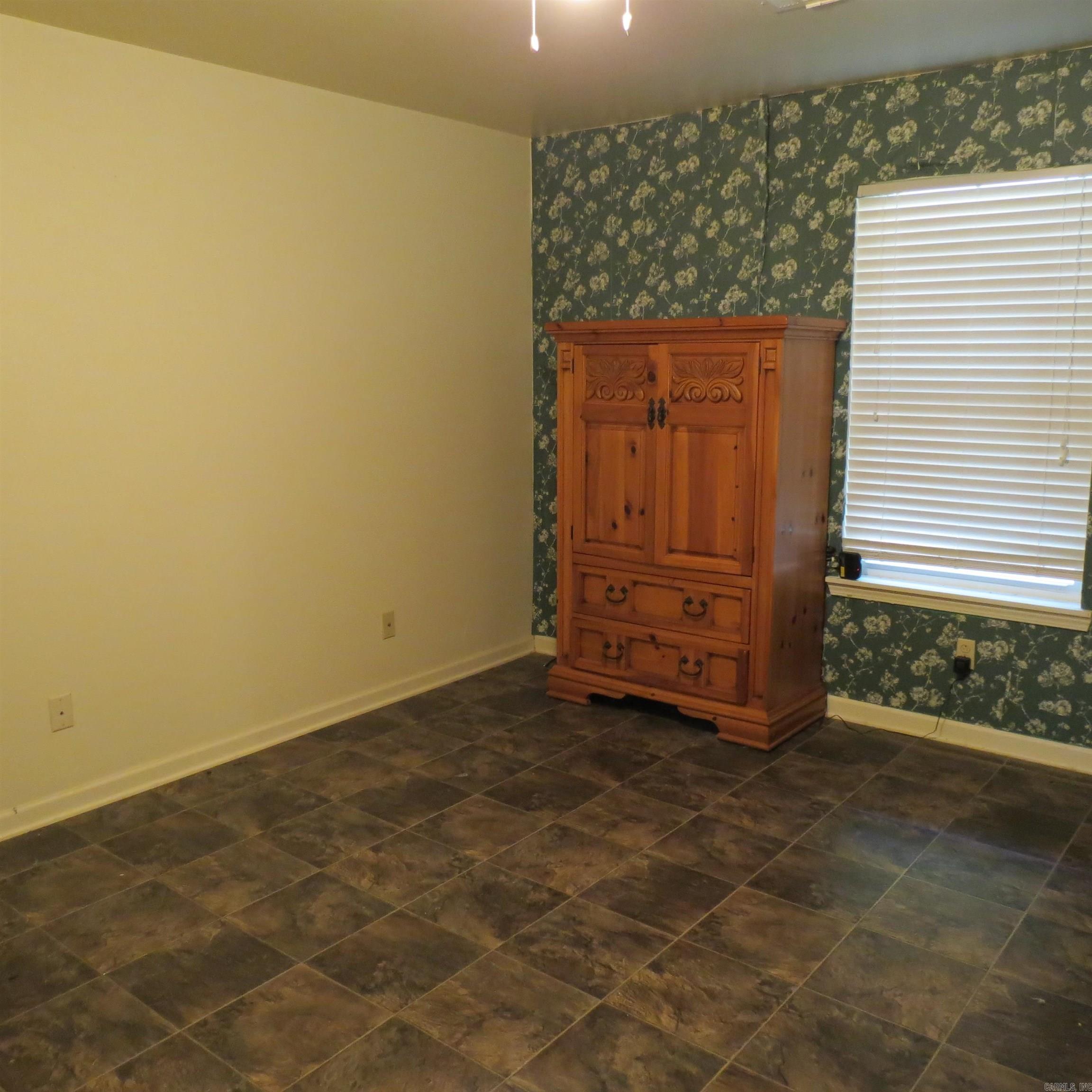 770 S Highway 35 Property Photo 15