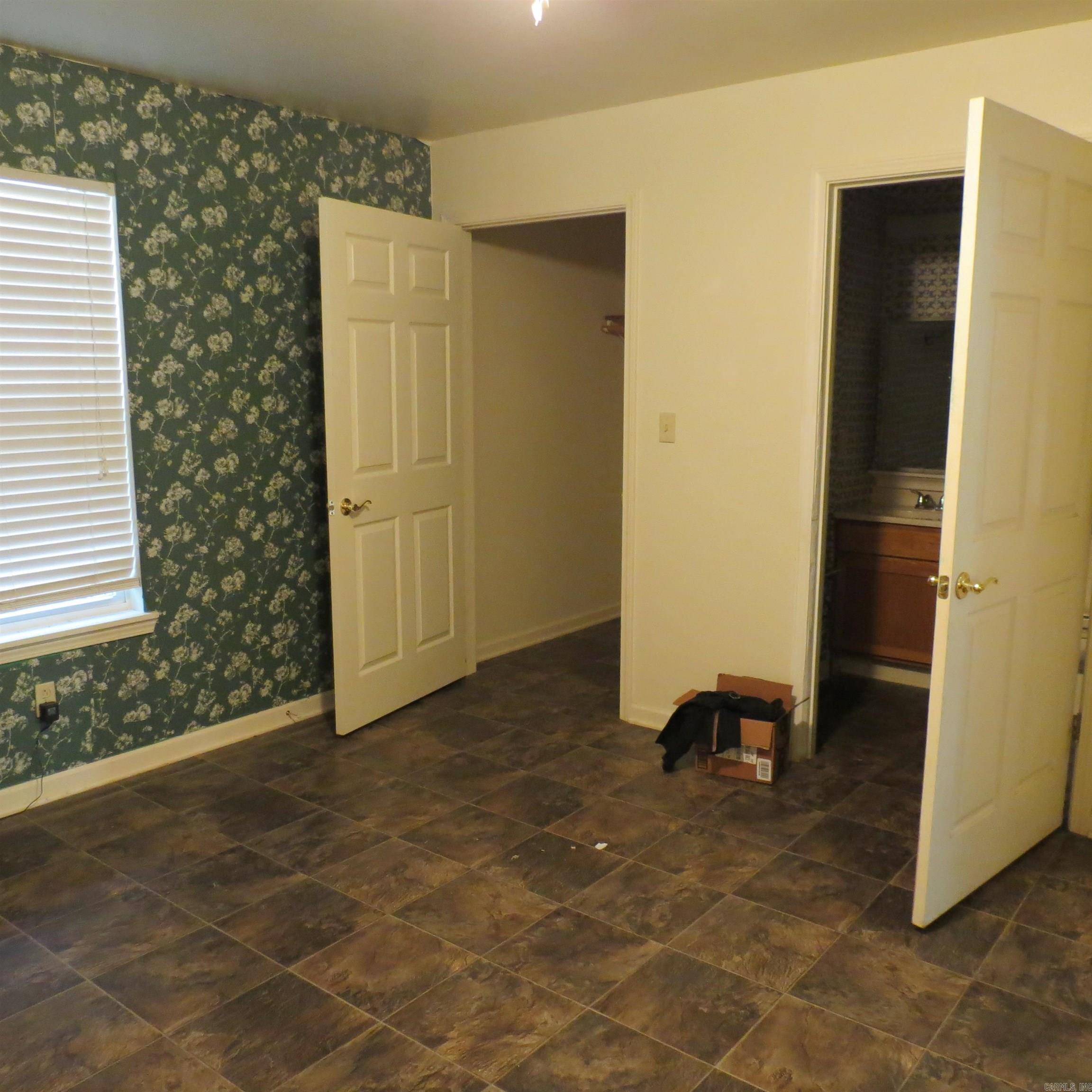 770 S Highway 35 Property Photo 16