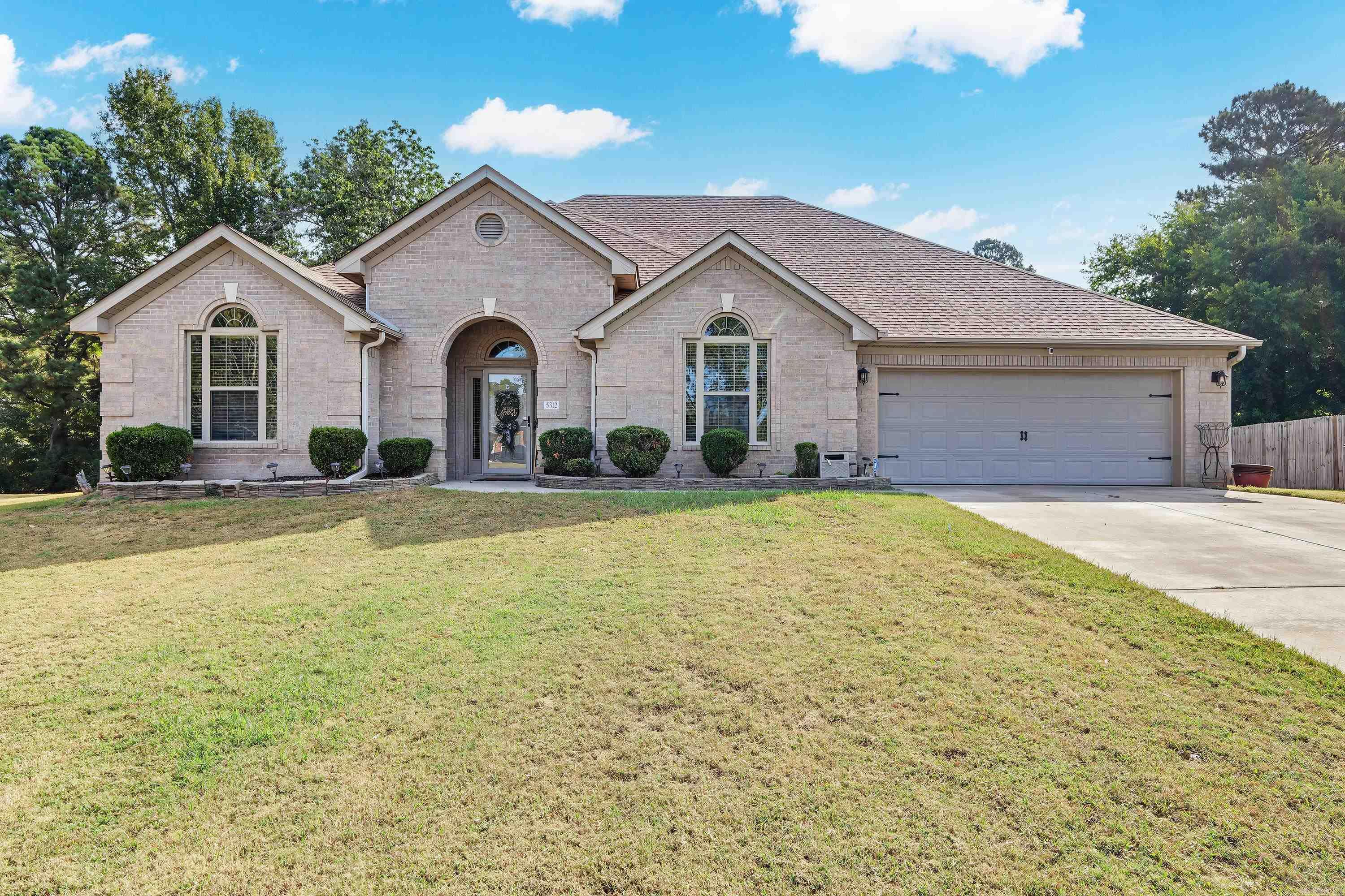 5312 Charles Court Property Photo 1