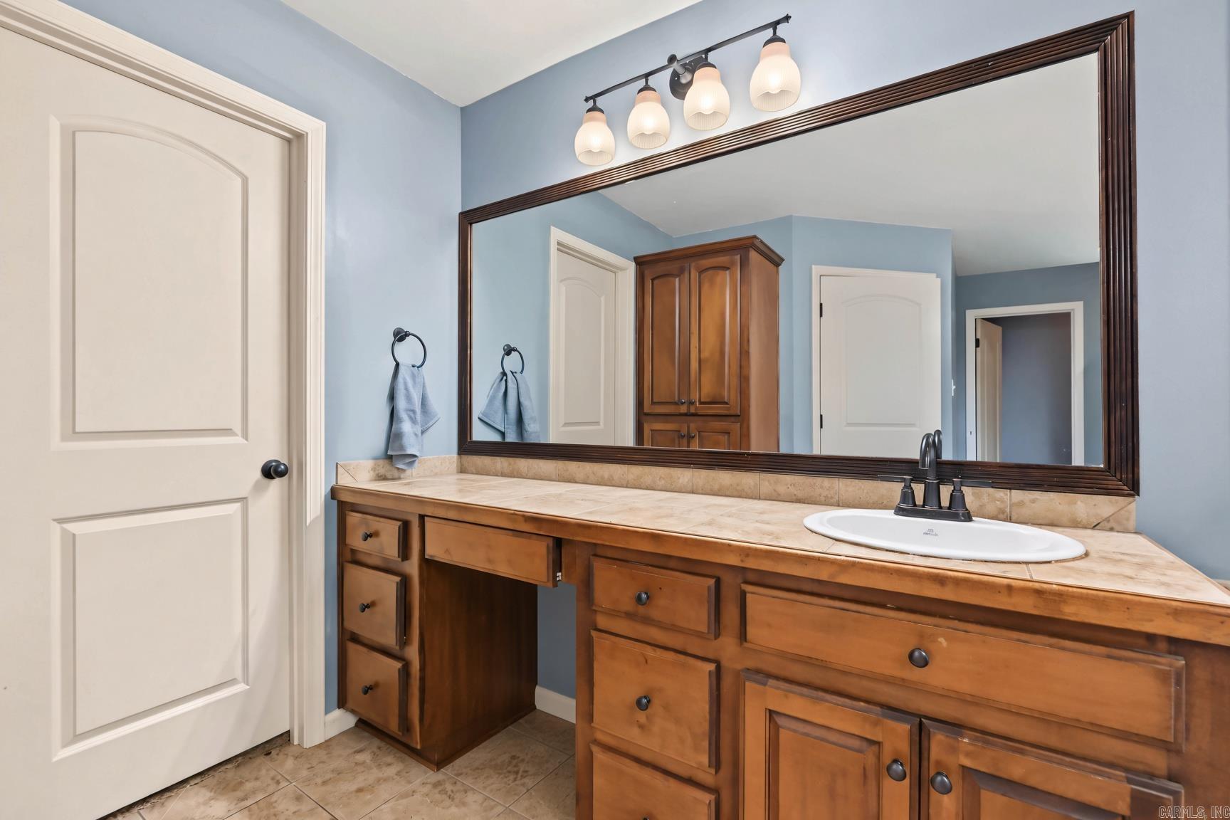 5312 Charles Court Property Photo 23