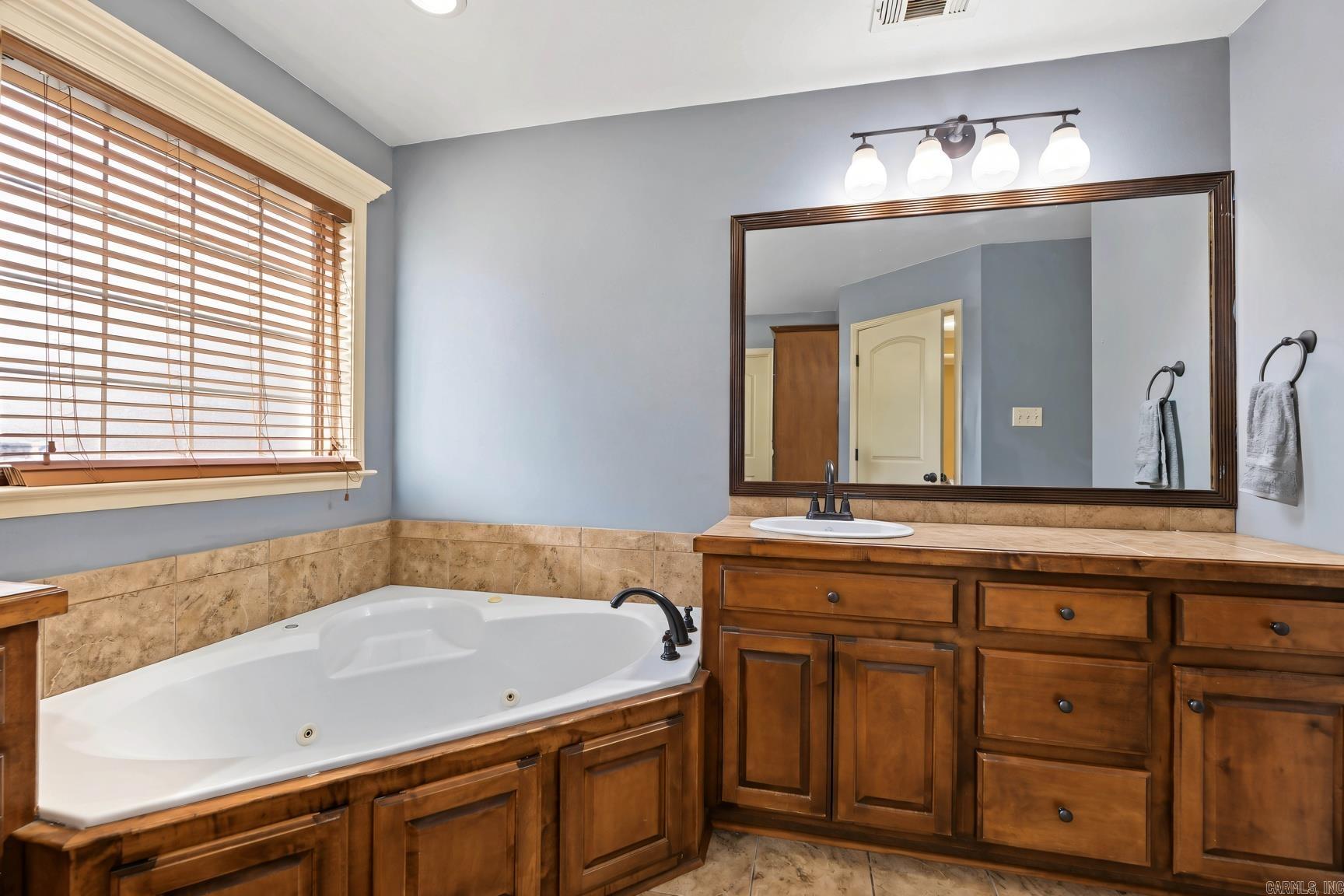 5312 Charles Court Property Photo 24