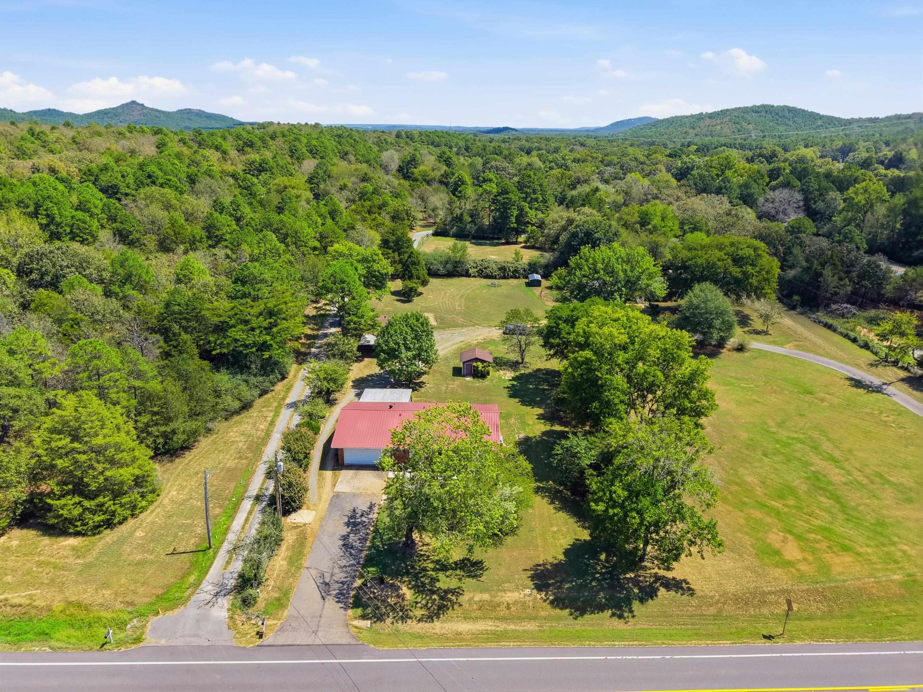8024 Hwy 300 Property Photo 2