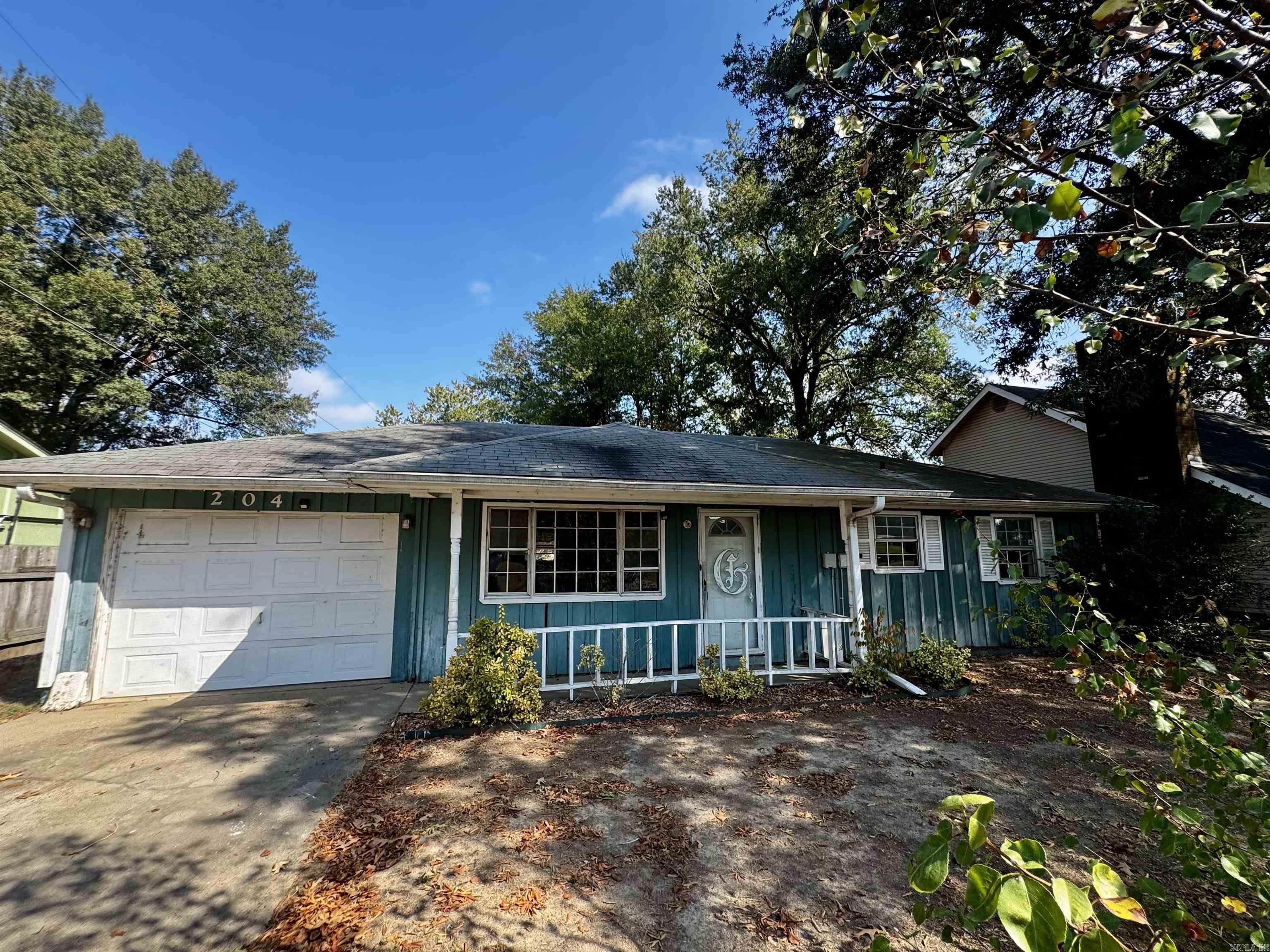 204 Truman Street Property Photo 1