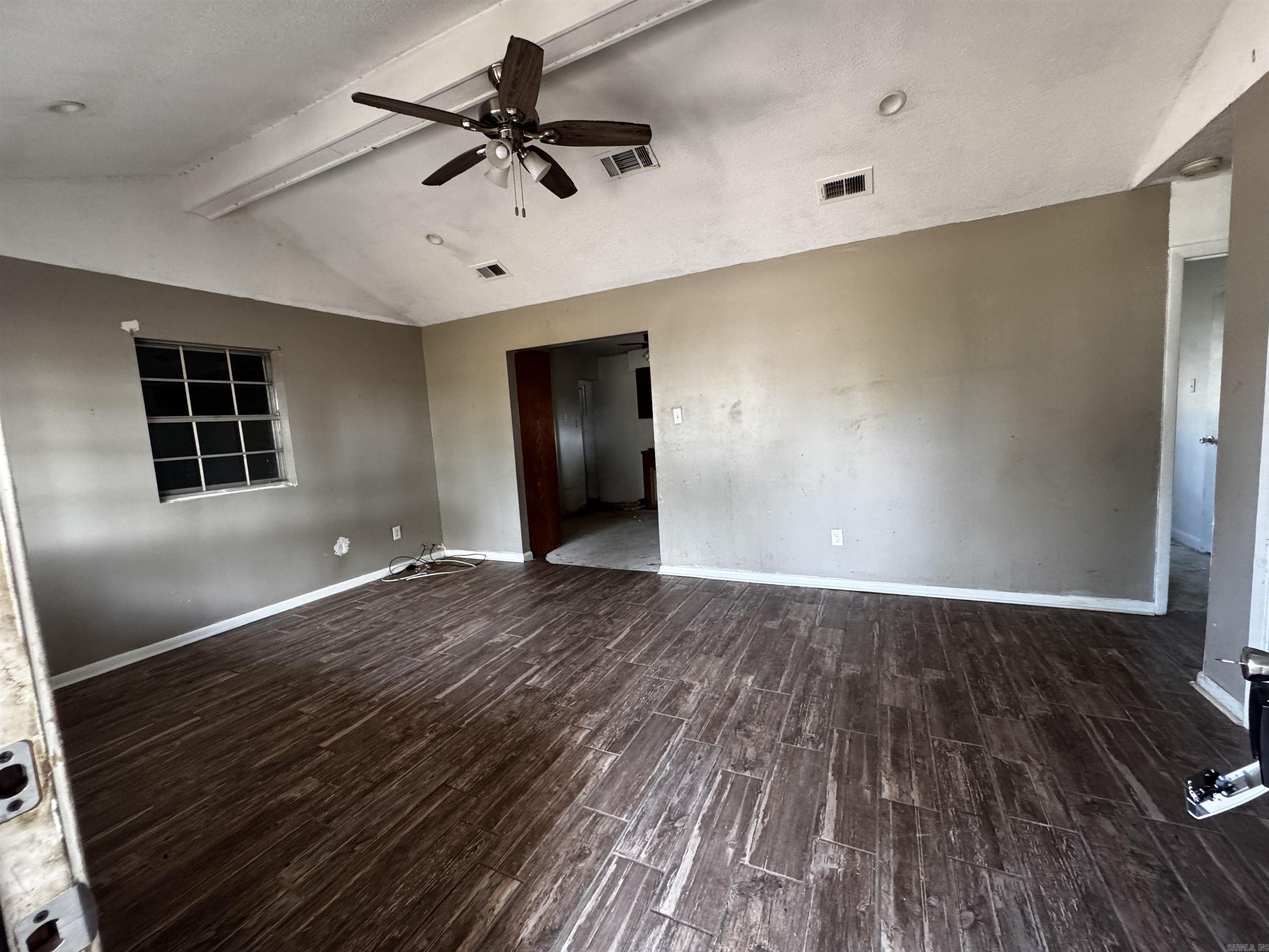 204 Truman Street Property Photo 2