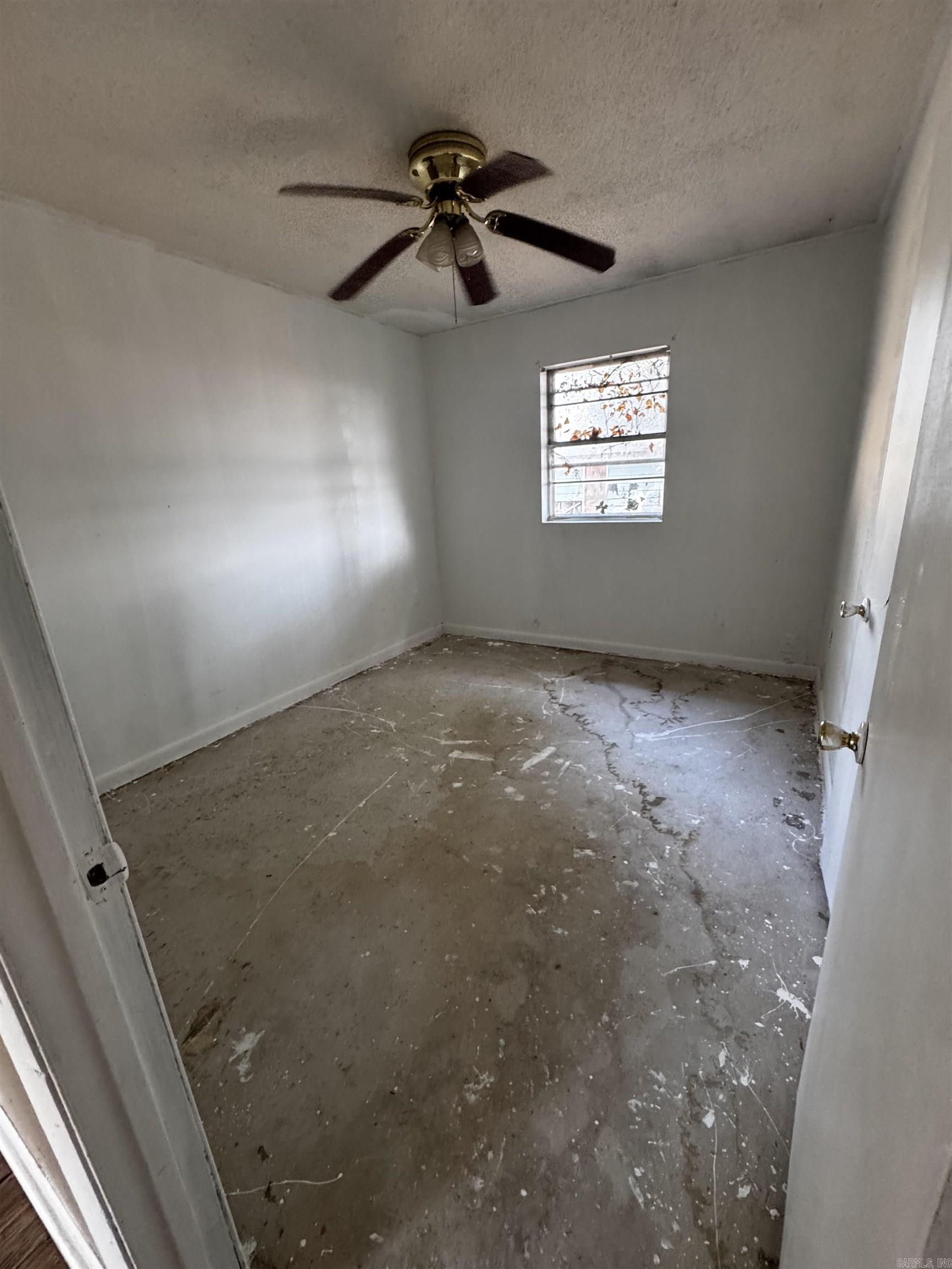 204 Truman Street Property Photo 3