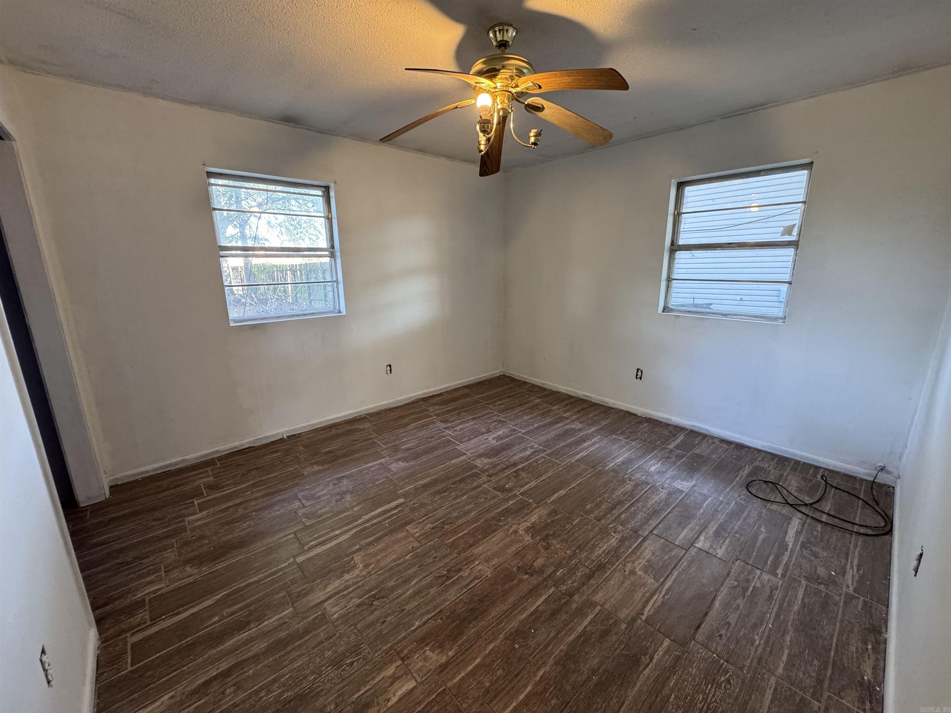 204 Truman Street Property Photo 3