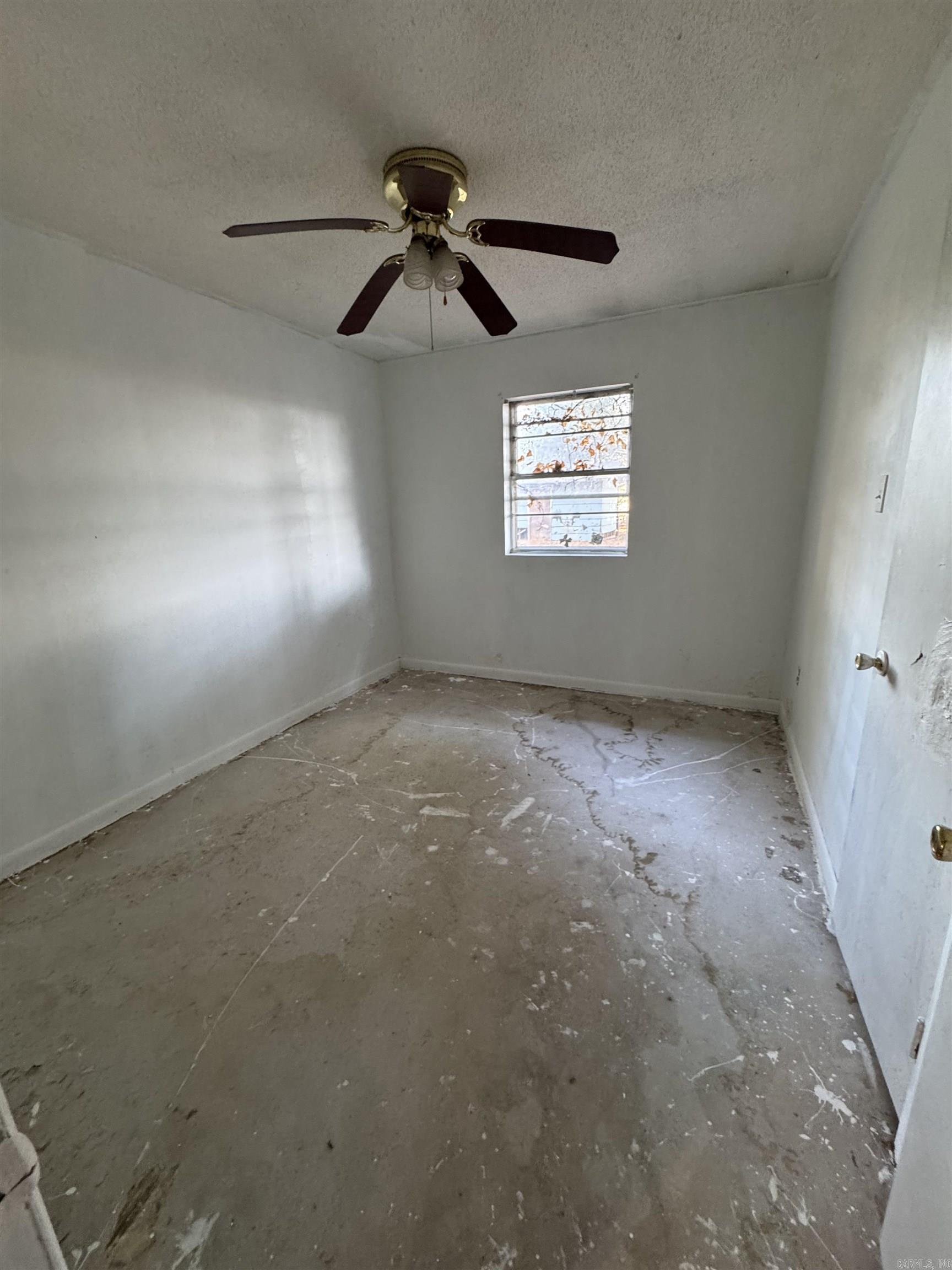 204 Truman Street Property Photo 4
