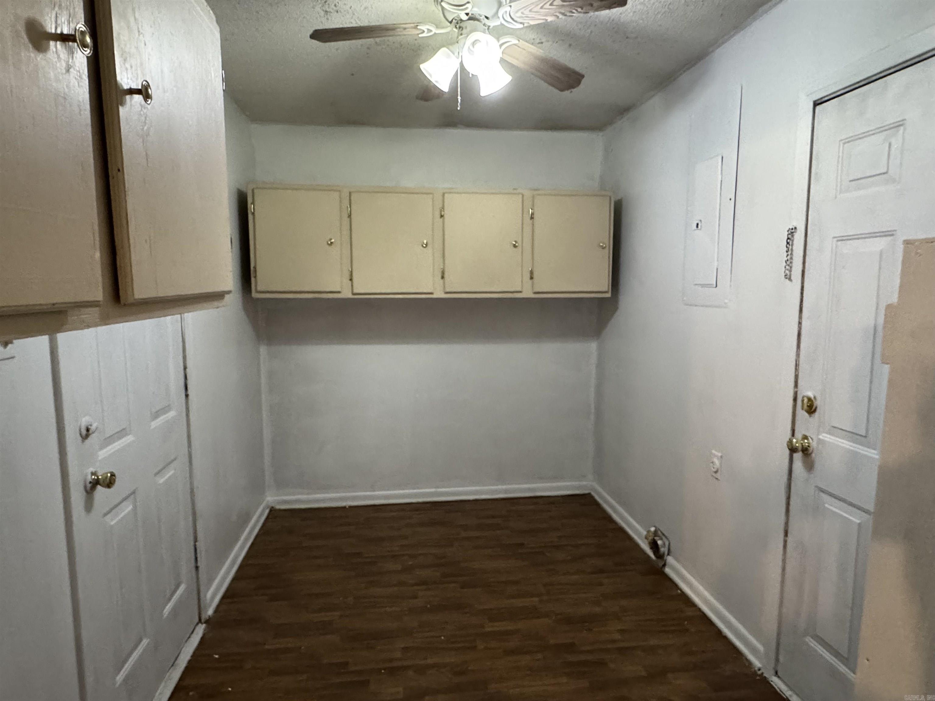 204 Truman Street Property Photo 9
