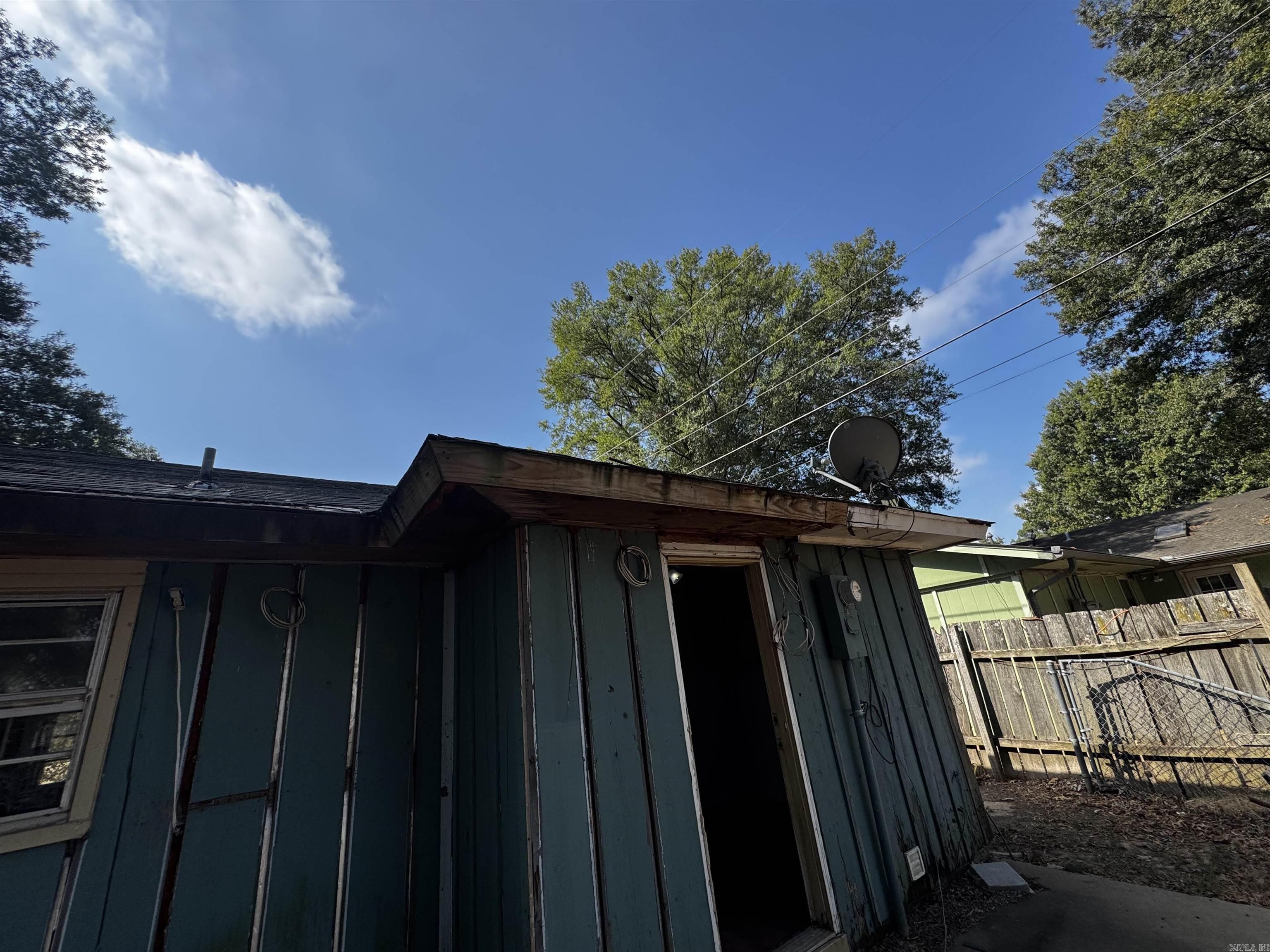 204 Truman Street Property Photo 14