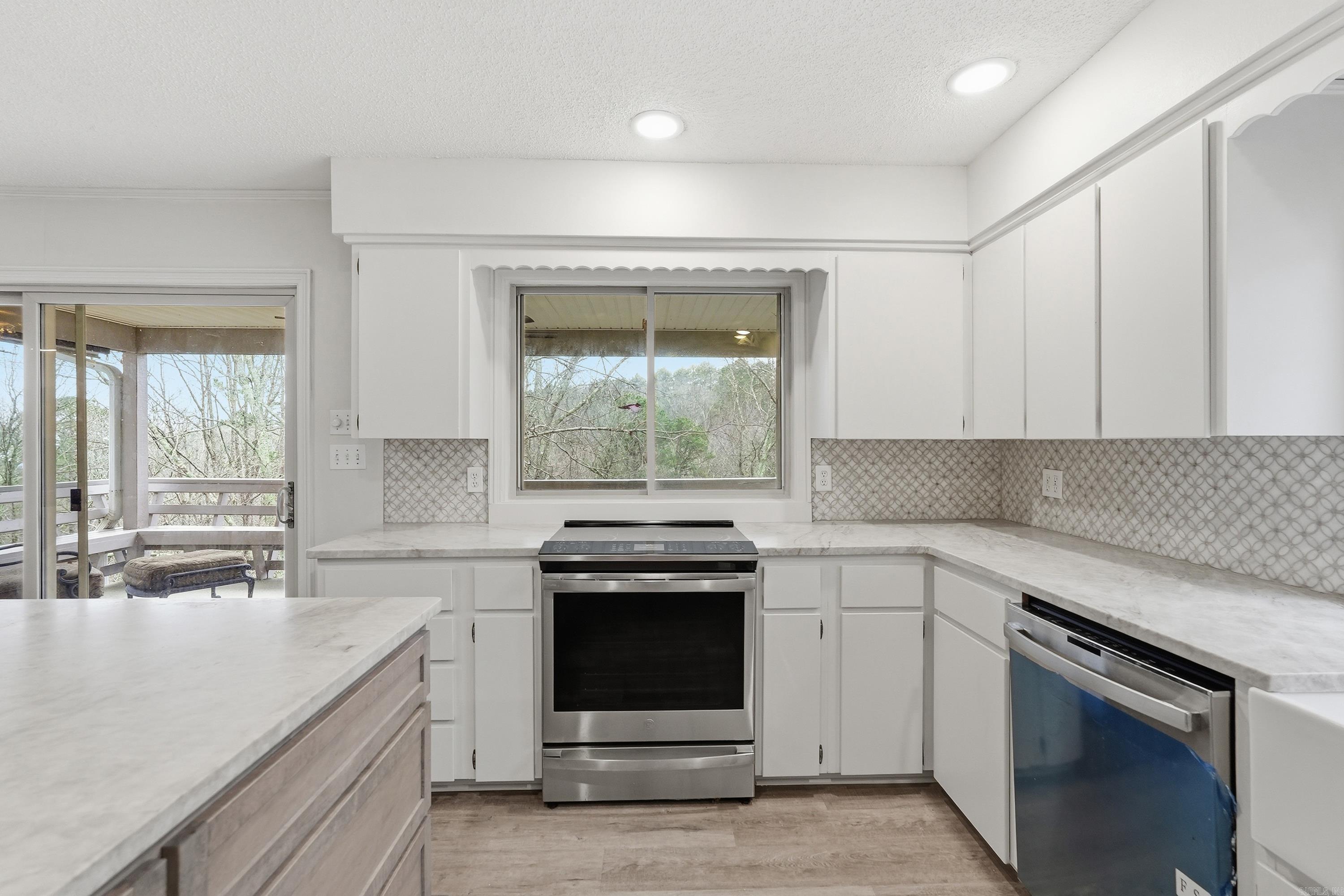 107 Crossbow Place Property Photo 14