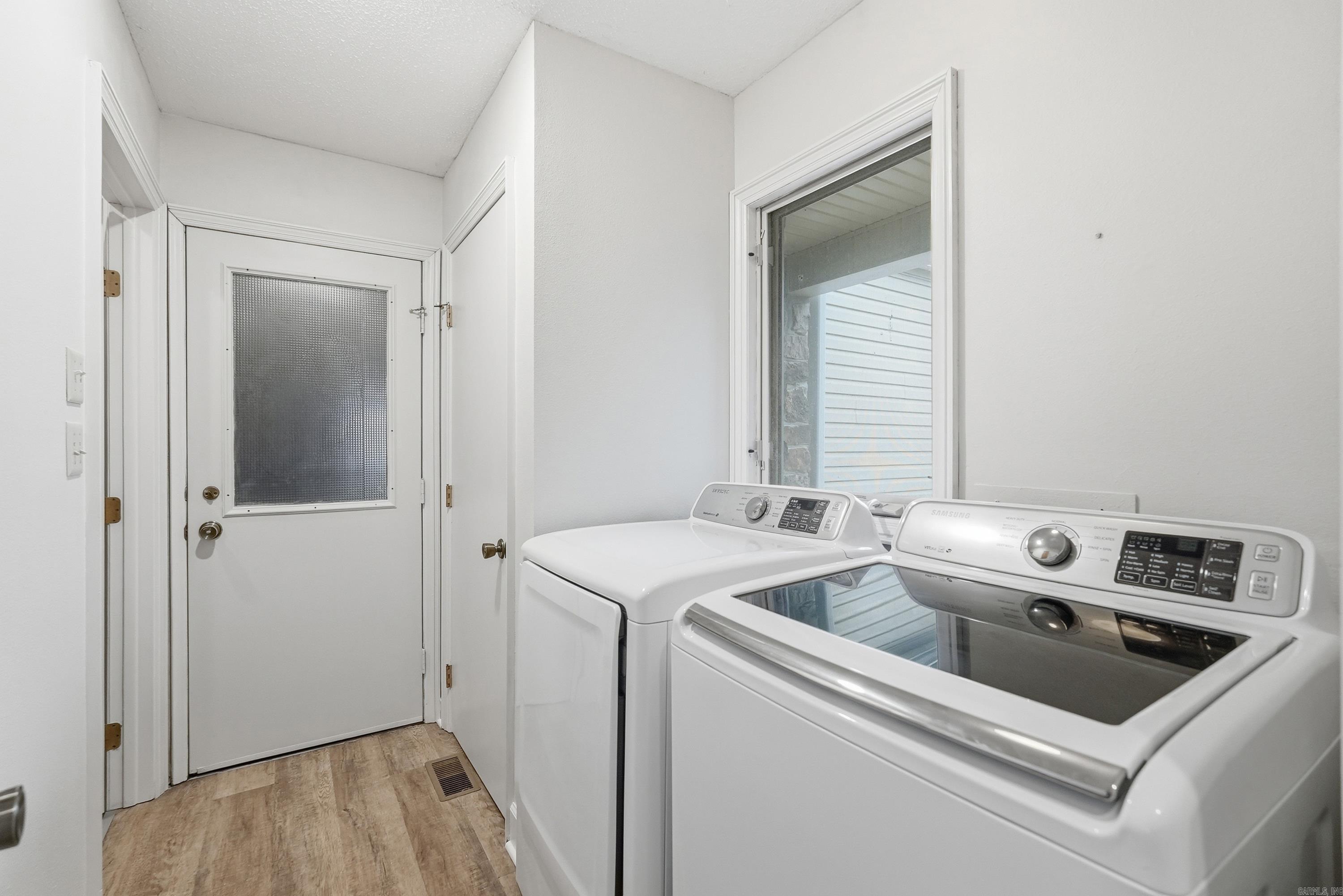 107 Crossbow Place Property Photo 32