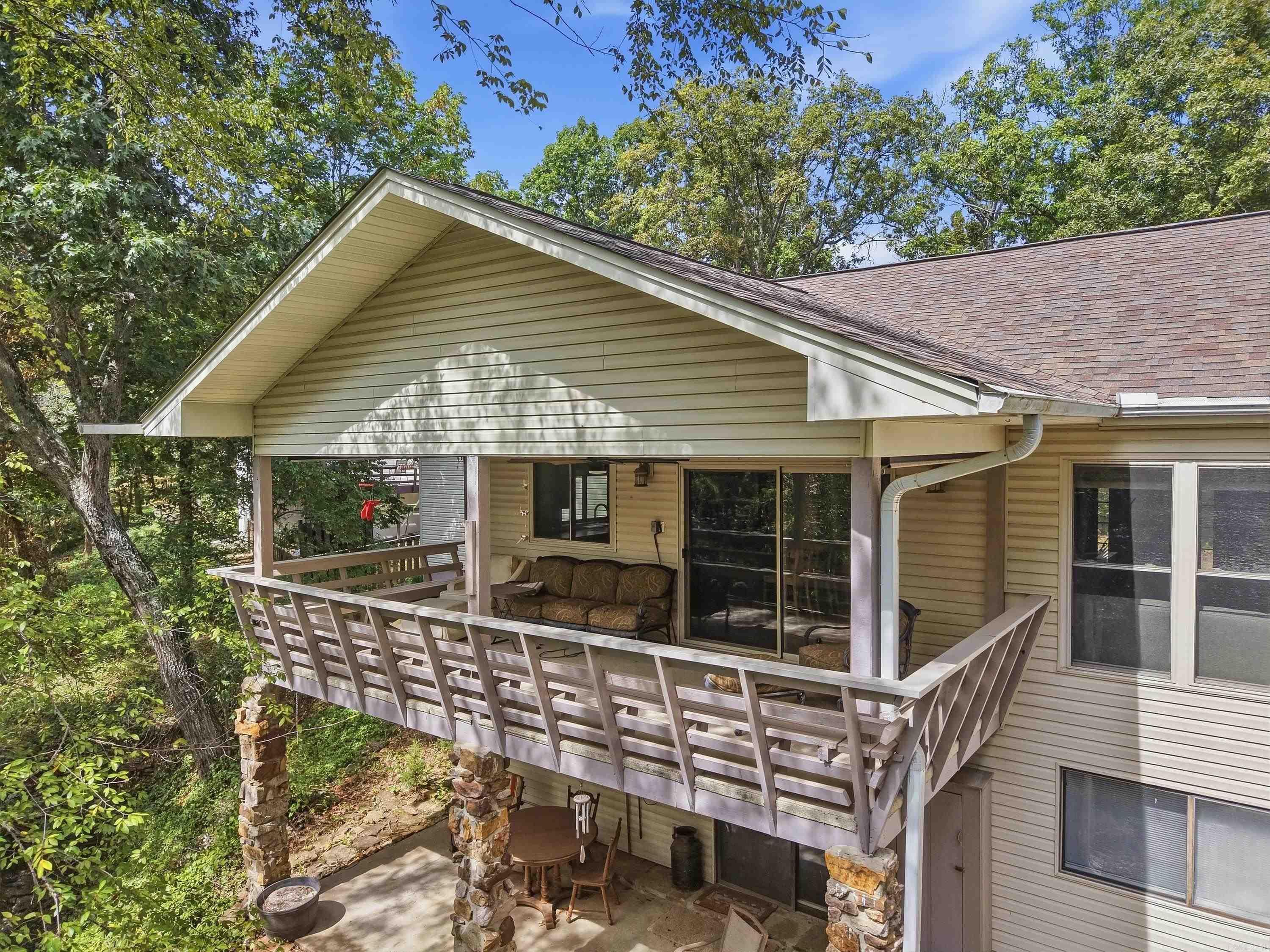 107 Crossbow Place Property Photo 43
