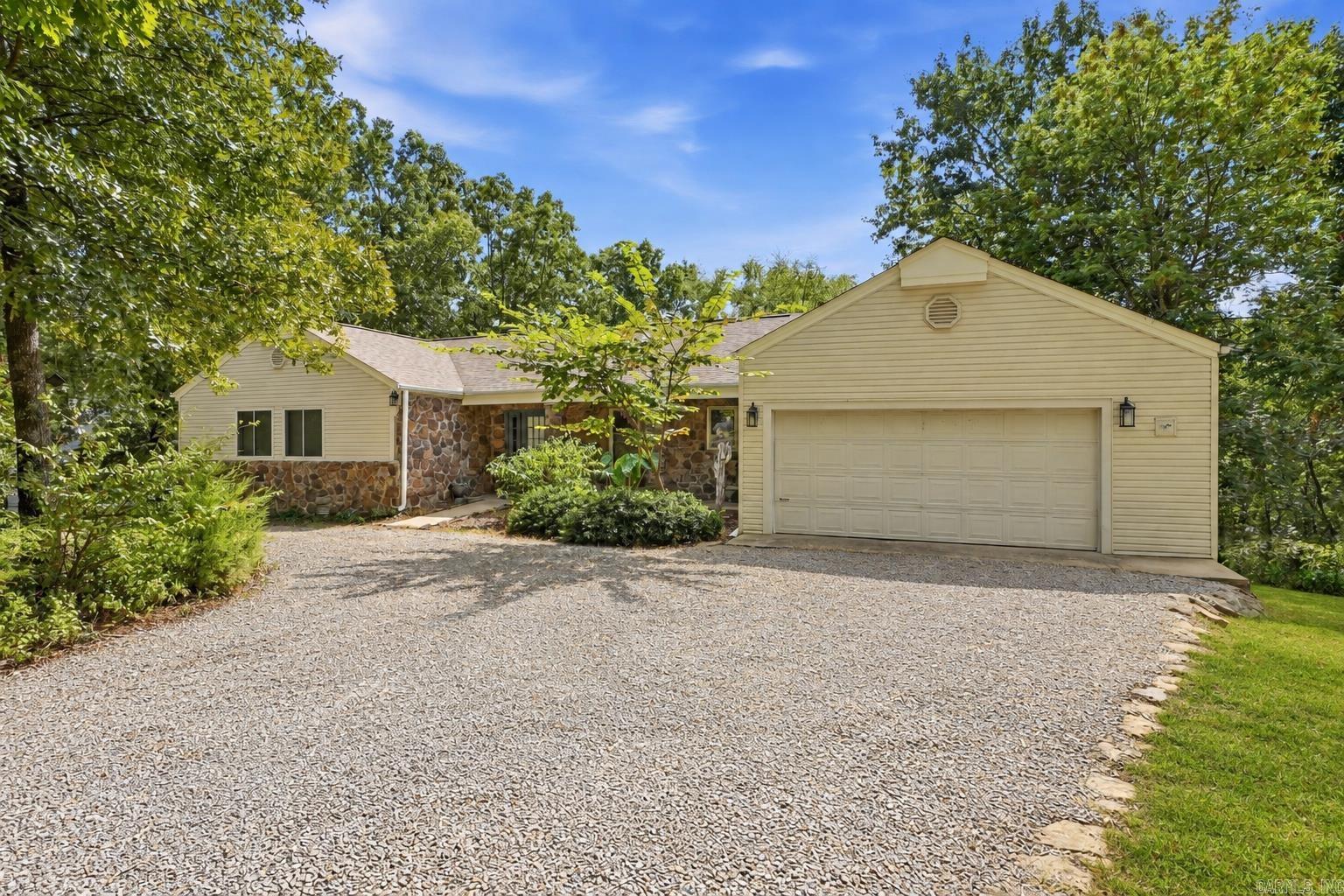 107 Crossbow Place Property Photo 49