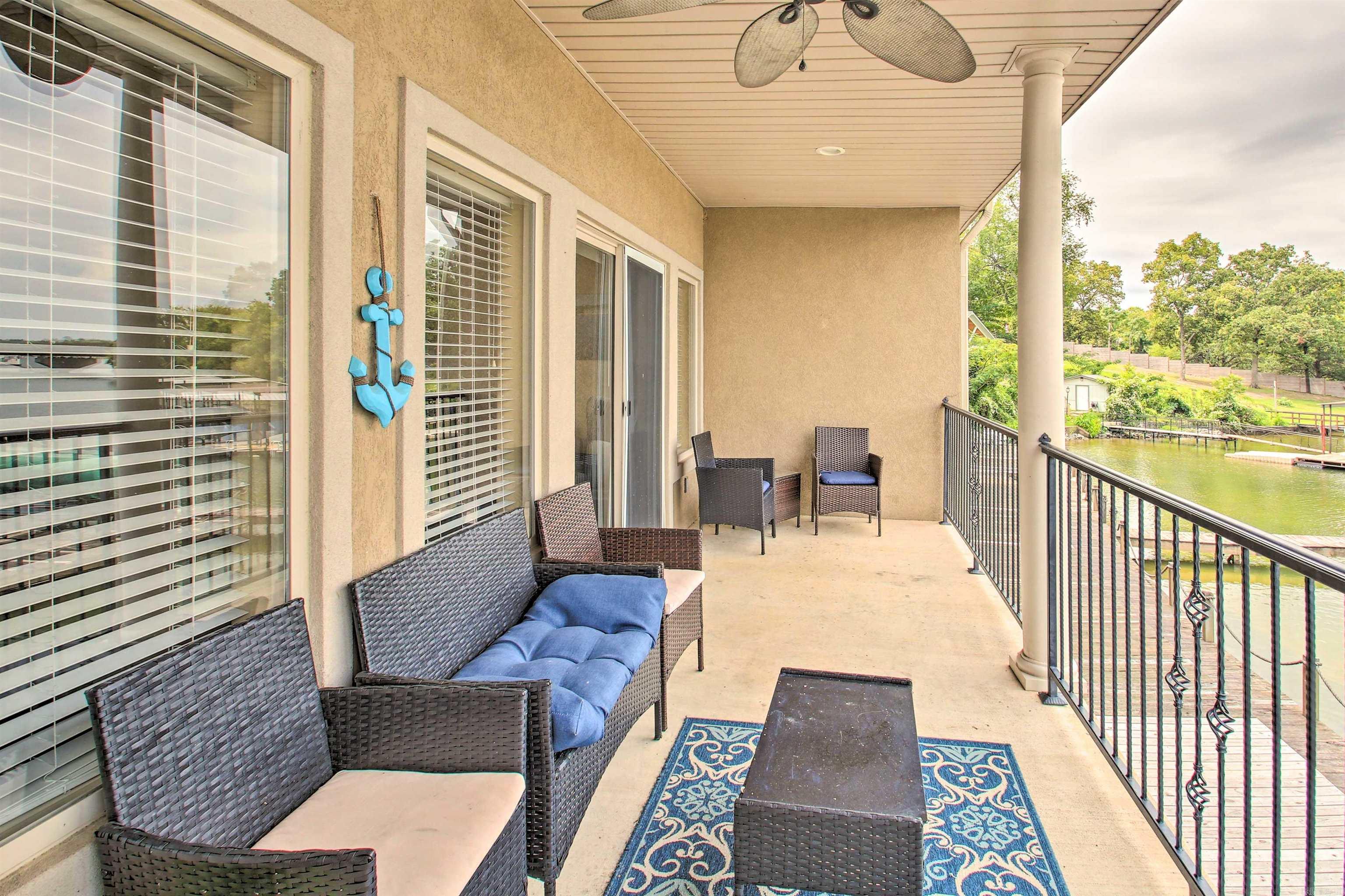 117 Lookout Pt Apt B3 Property Photo 22