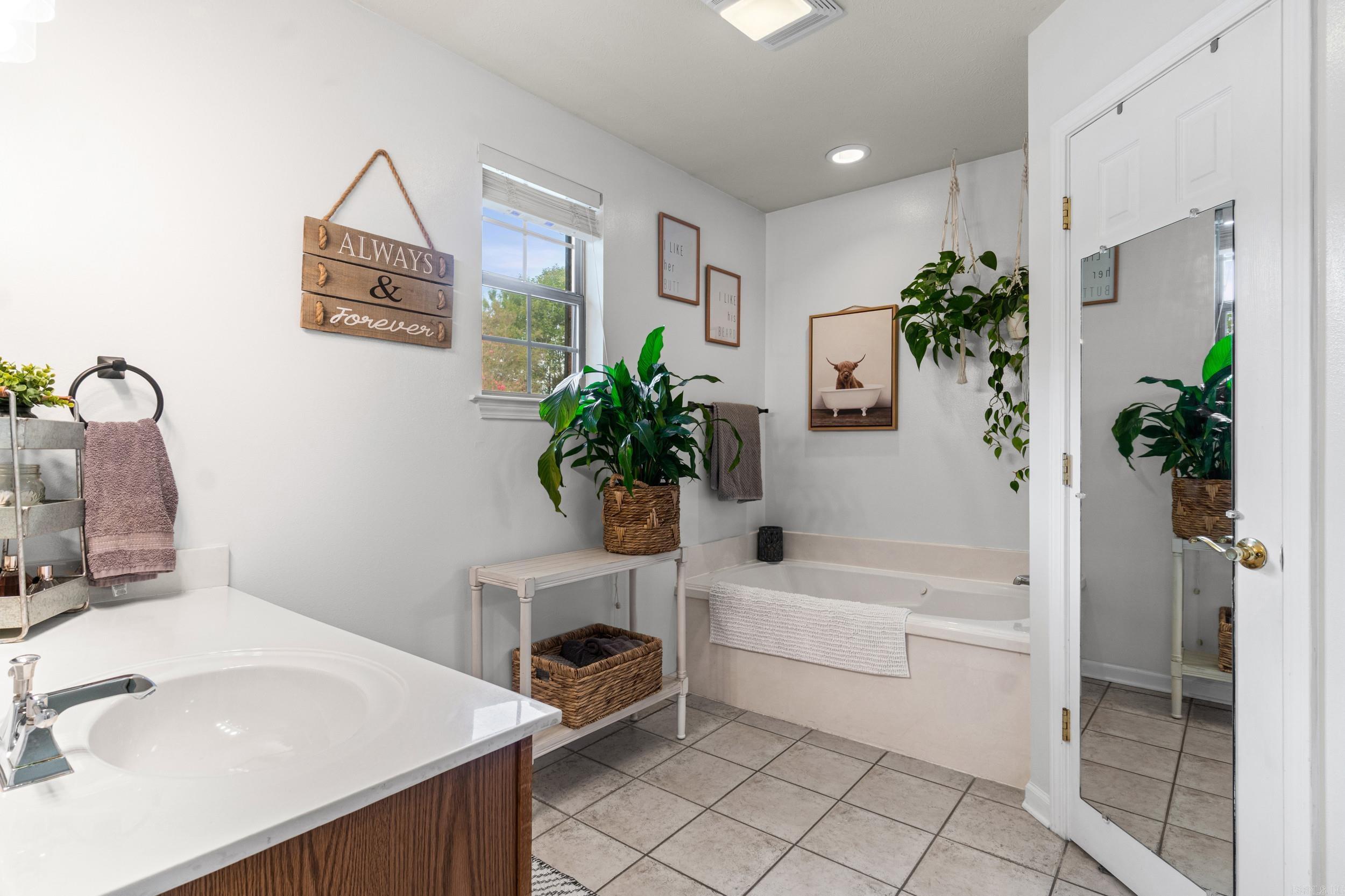 1602 Roes Ridge Property Photo 13