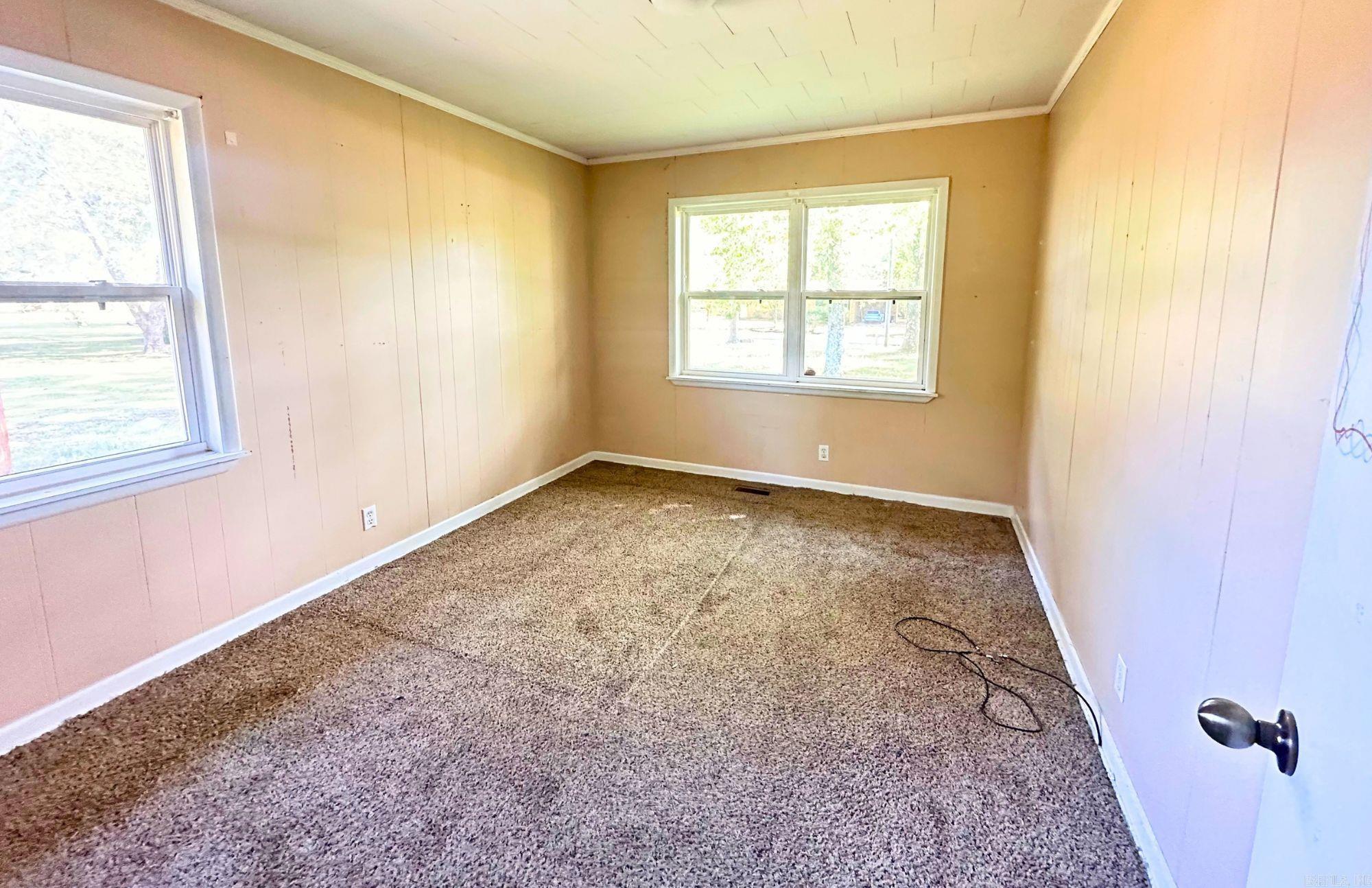 208 Trailwood Drive Property Photo 13