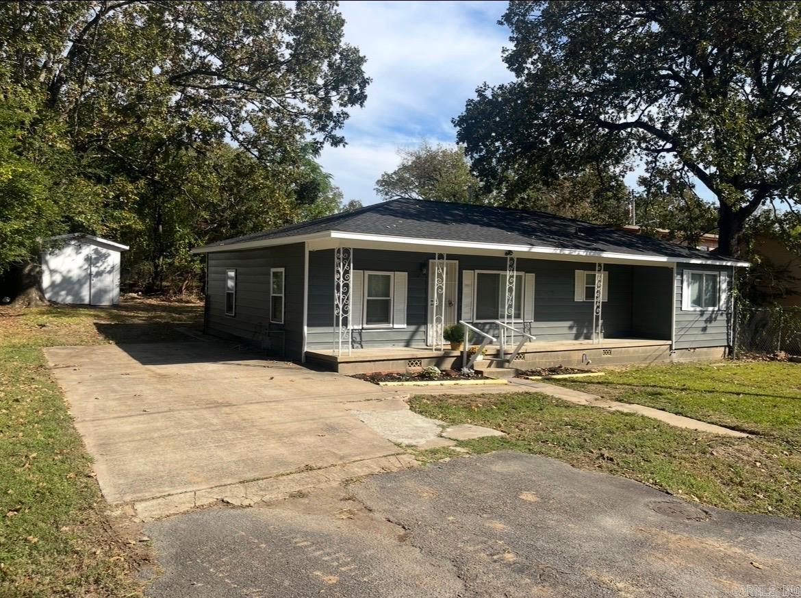 5008 Allen Street Property Photo 1