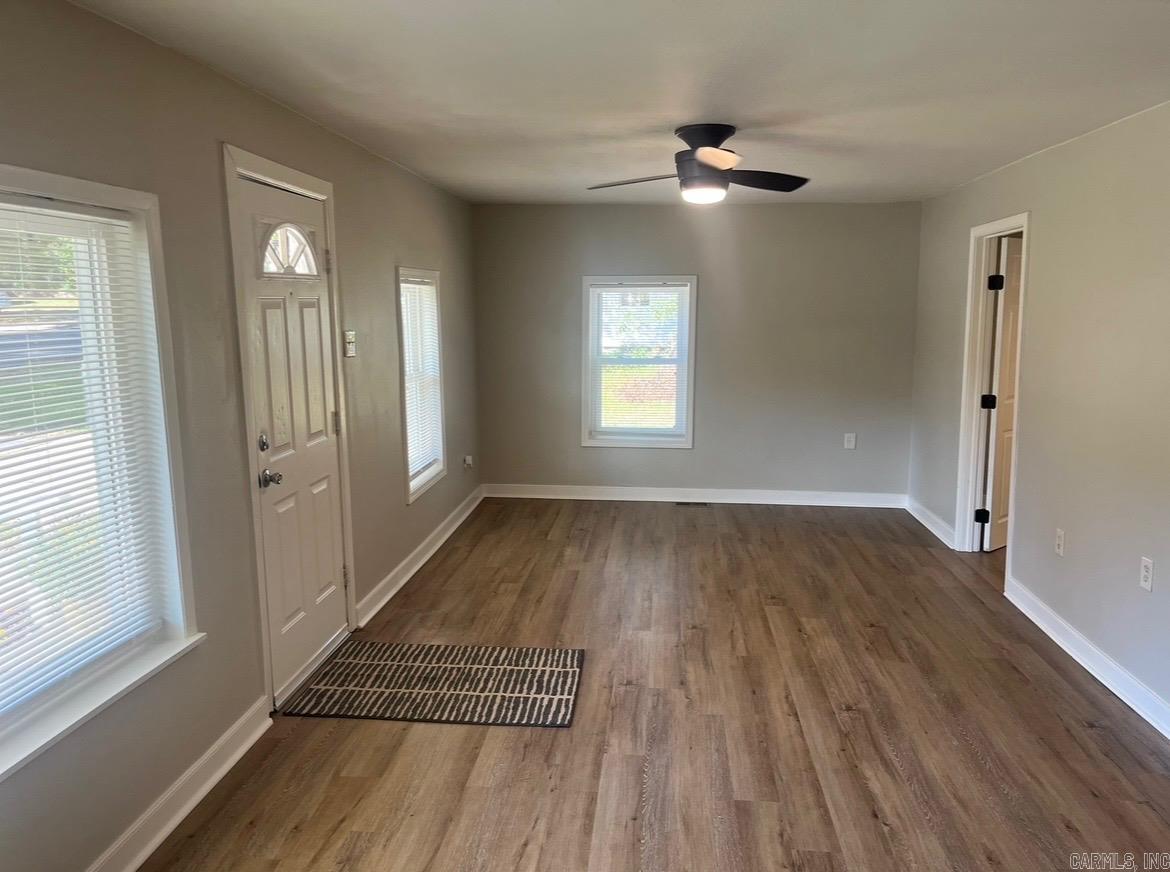 5008 Allen Street Property Photo 2
