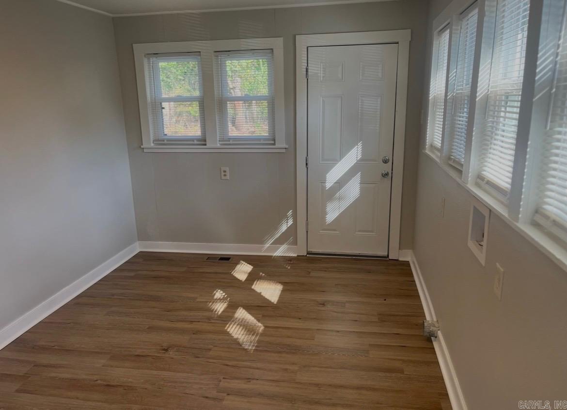 5008 Allen Street Property Photo 8