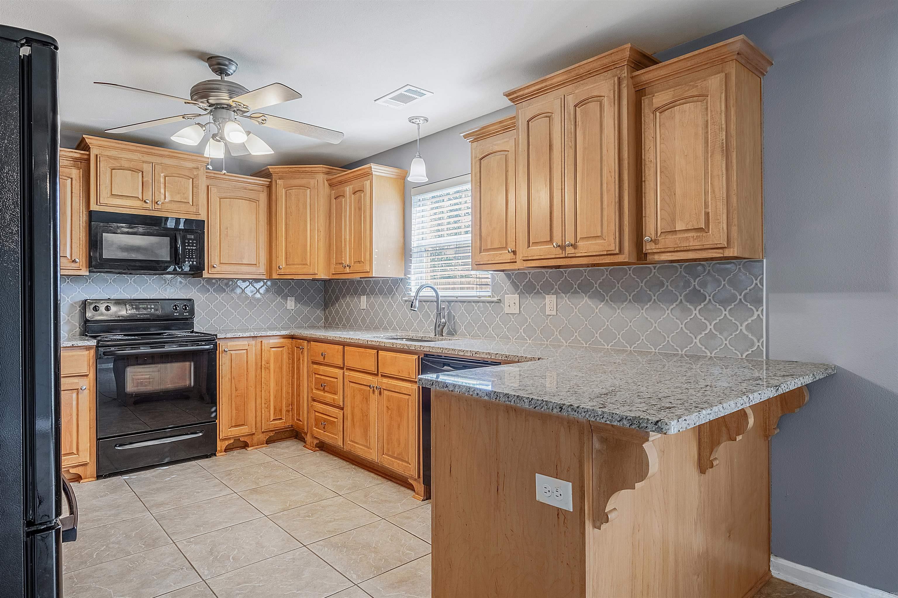 2802 Roset Lane Property Photo 12