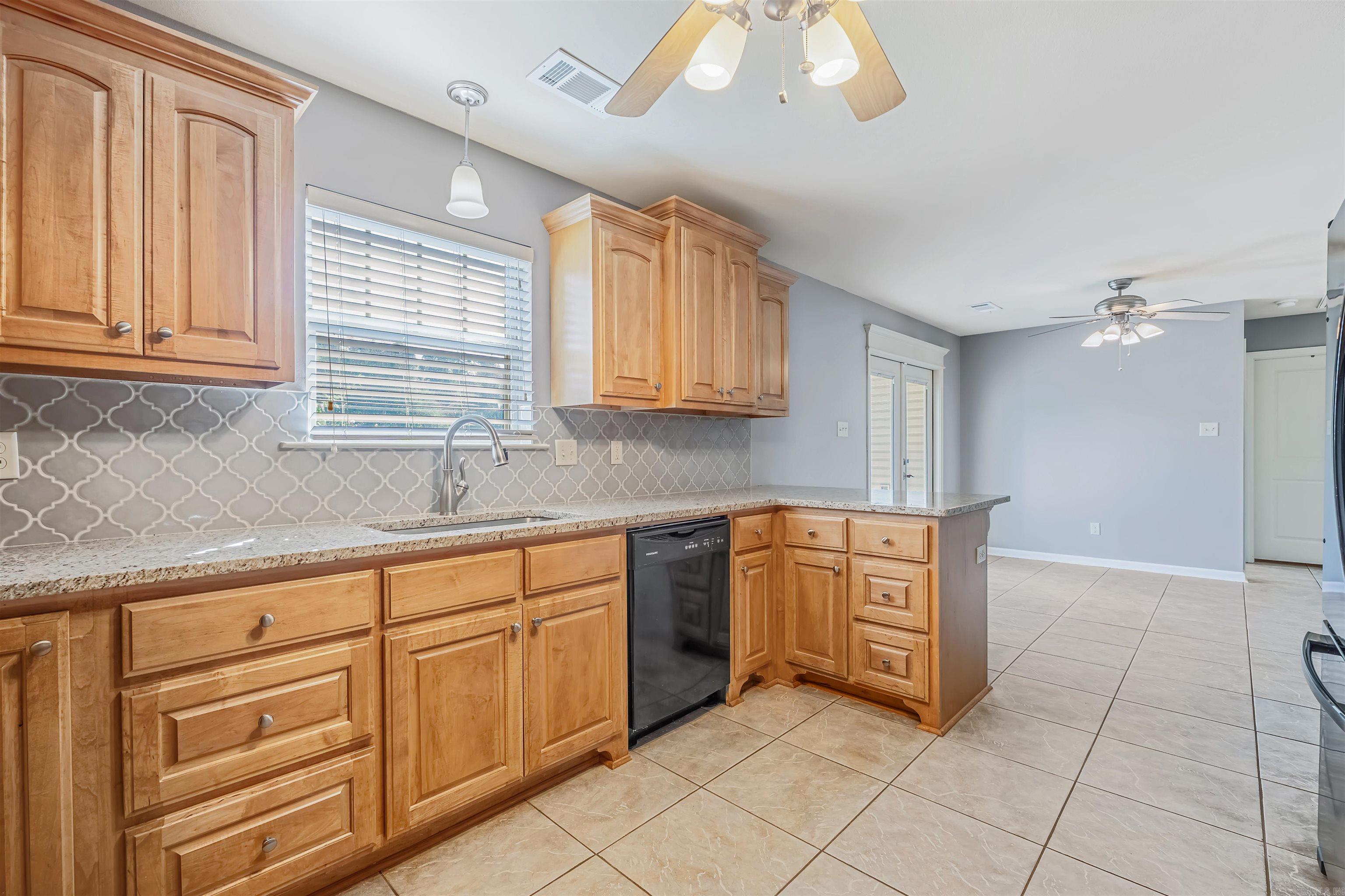 2802 Roset Lane Property Photo 15