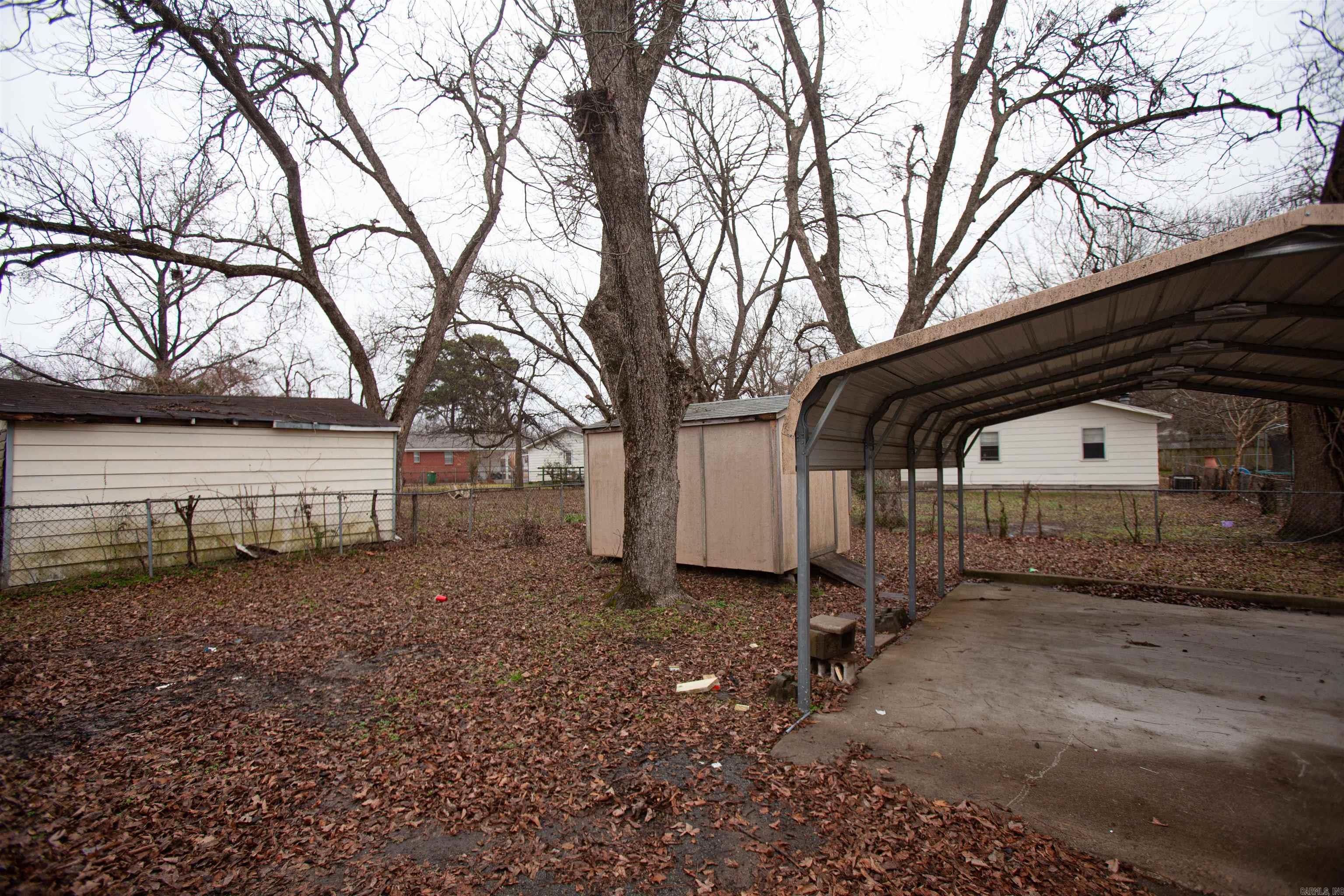518 Pollock Street Property Photo 10